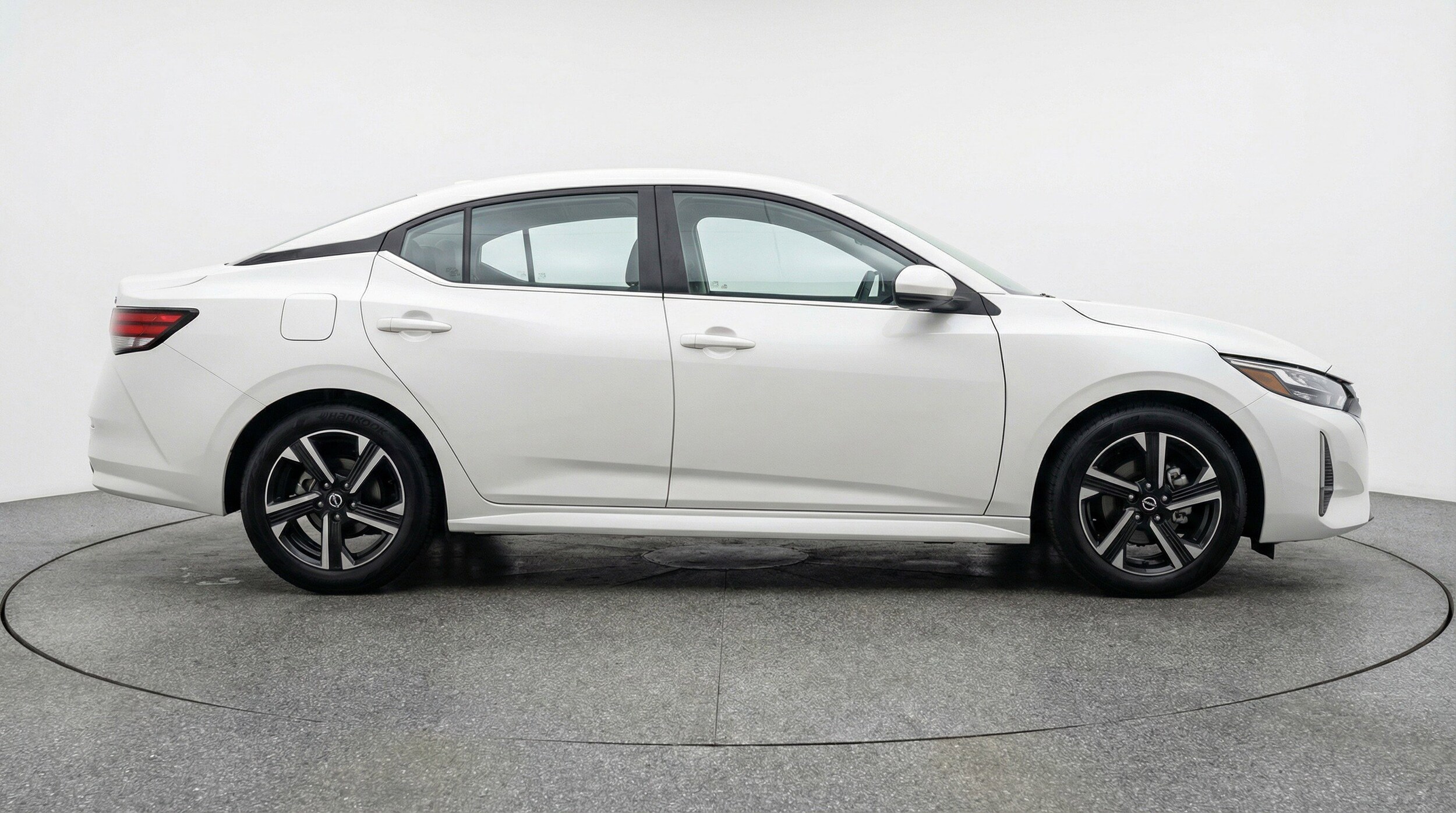 Thumbnail: 2025 Nissan Sentra - 11