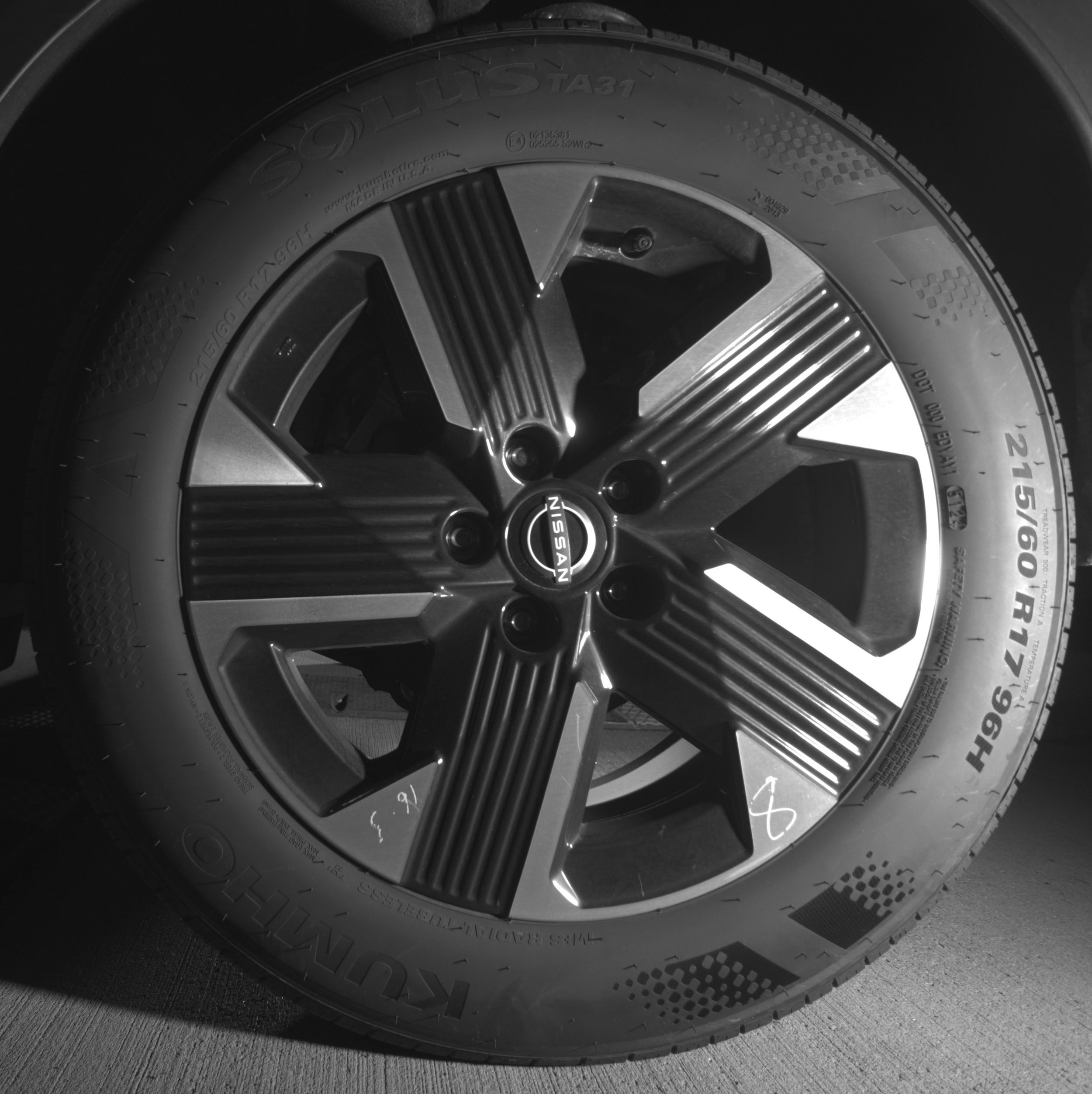 Thumbnail: 2025 Nissan Kicks - 11