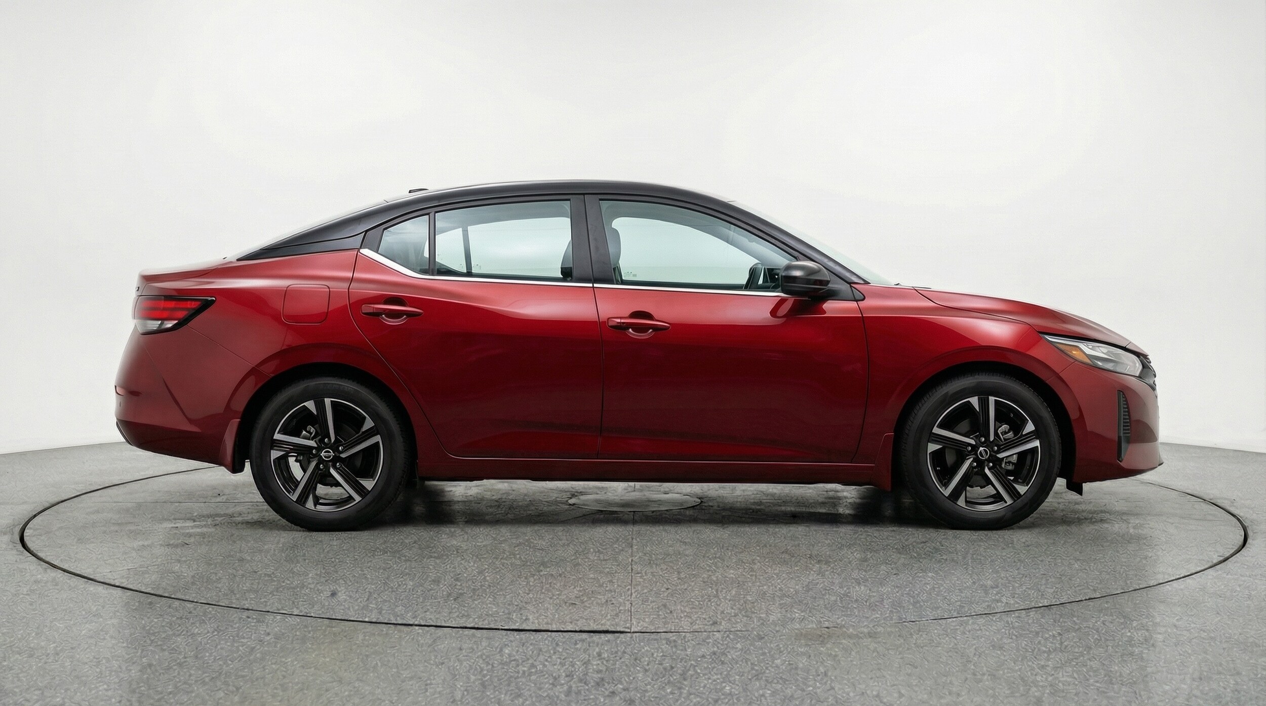 Thumbnail: 2025 Nissan Sentra - 8