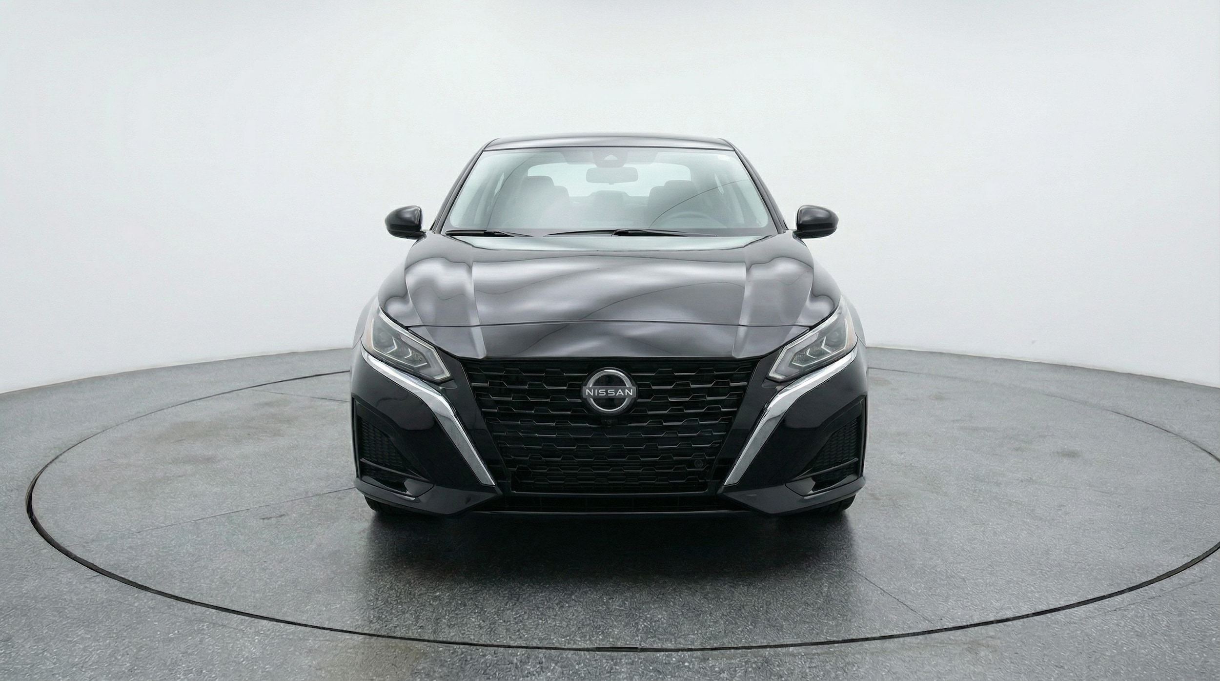 Thumbnail: 2025 Nissan Altima - 2