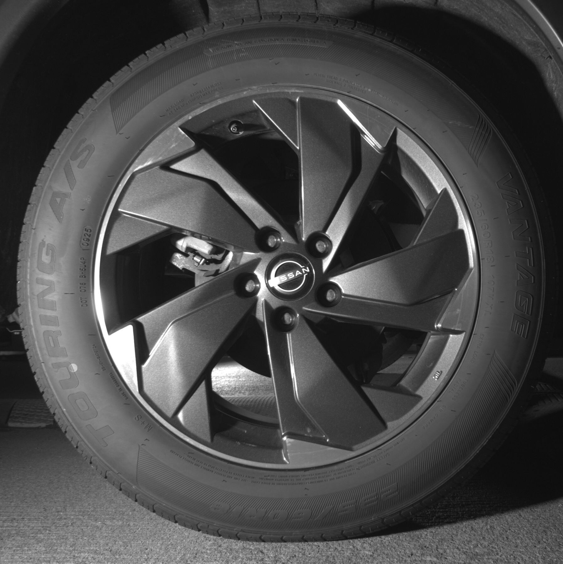 Thumbnail: 2025 Nissan Rogue - 12