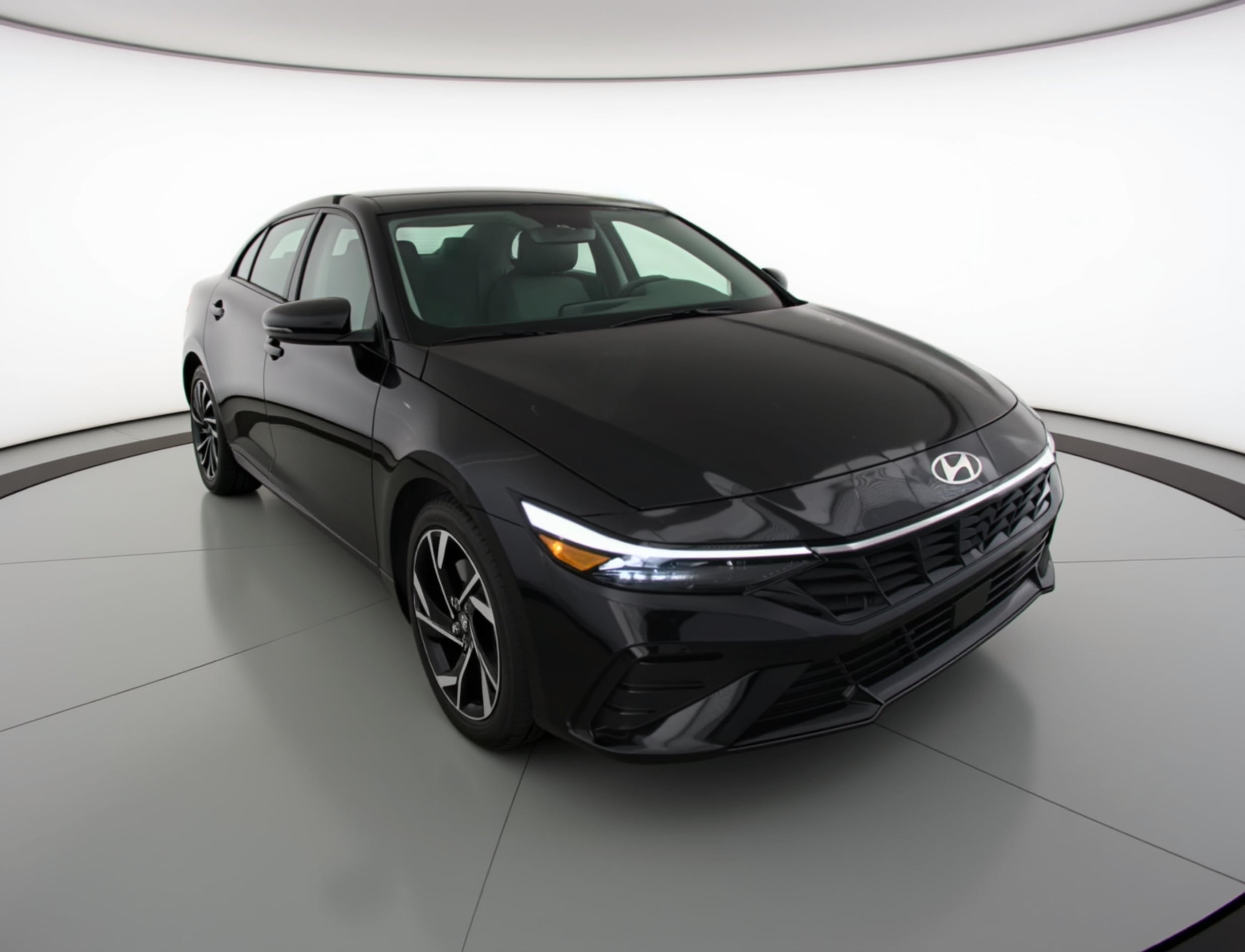 Thumbnail: 2025 Hyundai Elantra - 1