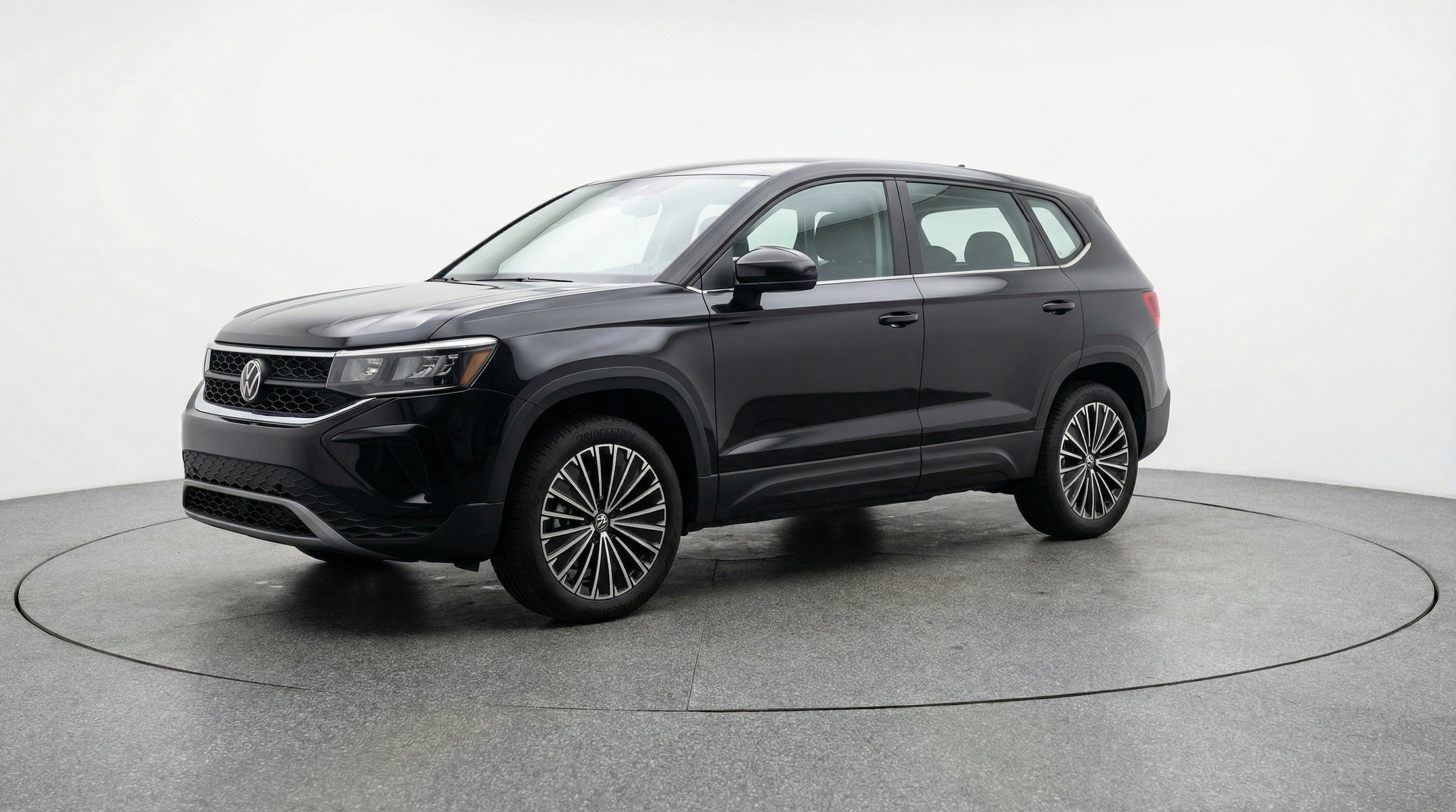 Thumbnail: 2026 Volkswagen Taos - 3
