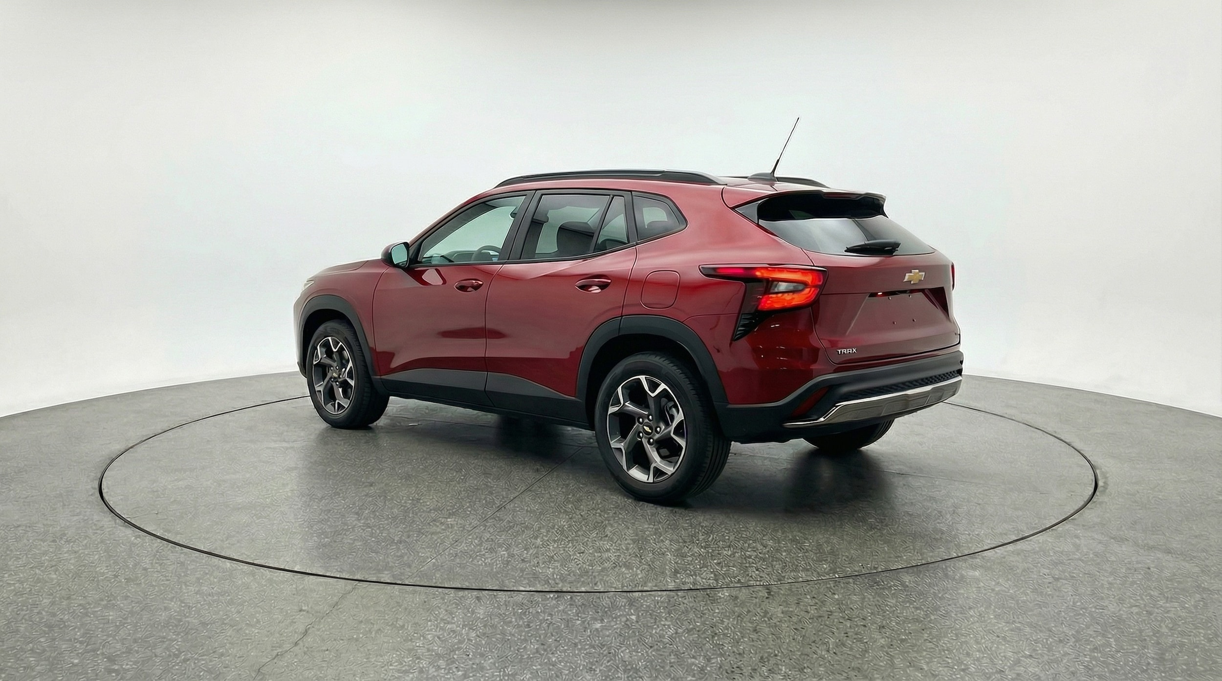 Thumbnail: 2025 Chevrolet Trax - 5