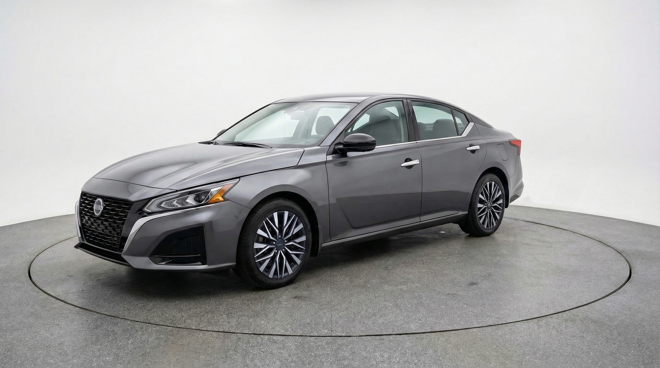 Thumbnail: 2025 Nissan Altima - 3