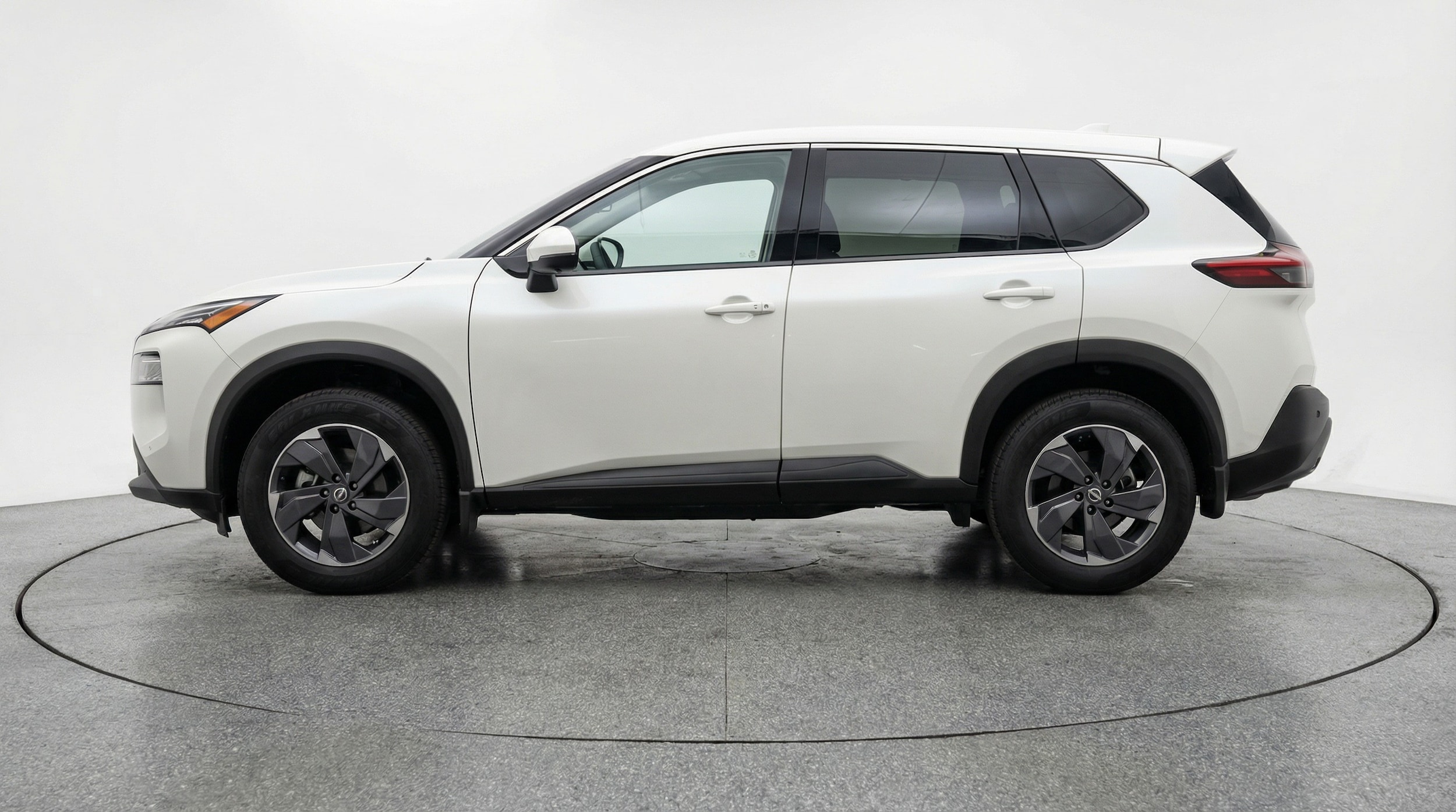 Thumbnail: 2025 Nissan Rogue - 4