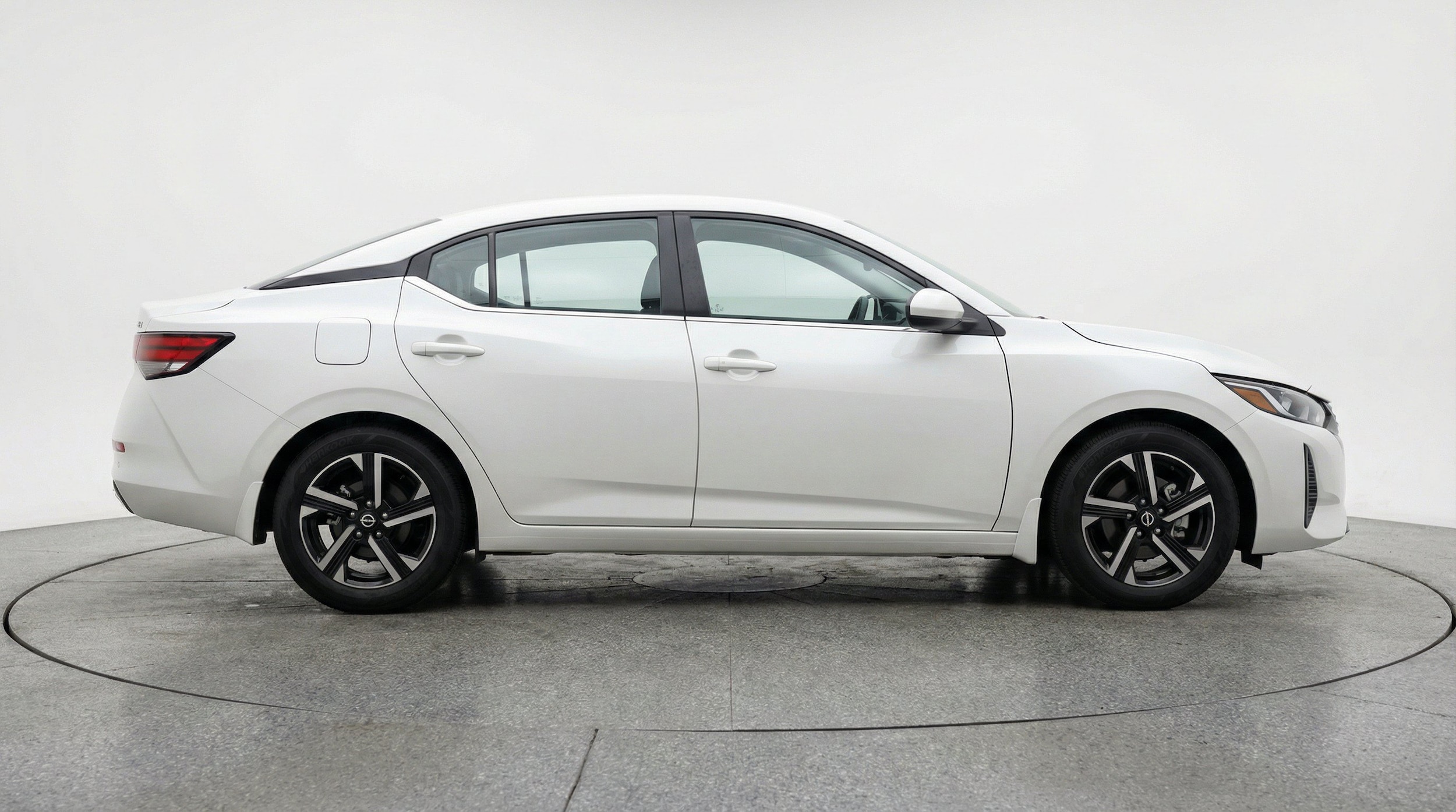 Thumbnail: 2025 Nissan Sentra - 11
