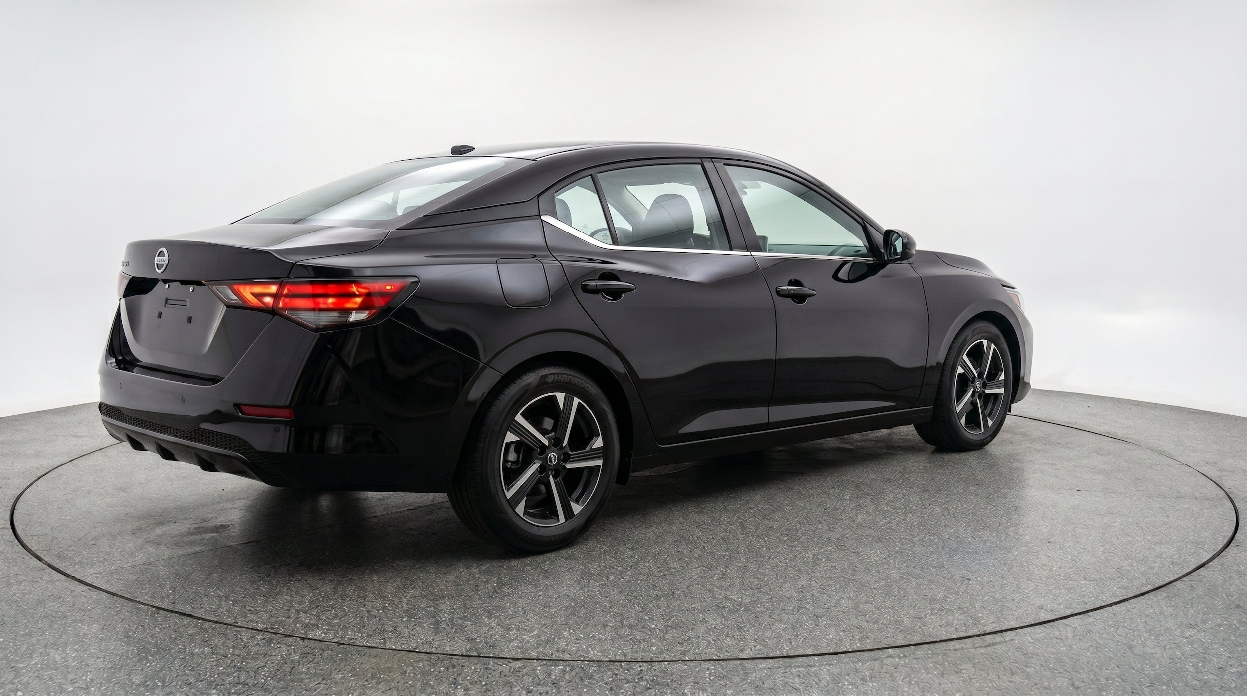 Thumbnail: 2025 Nissan Sentra - 9