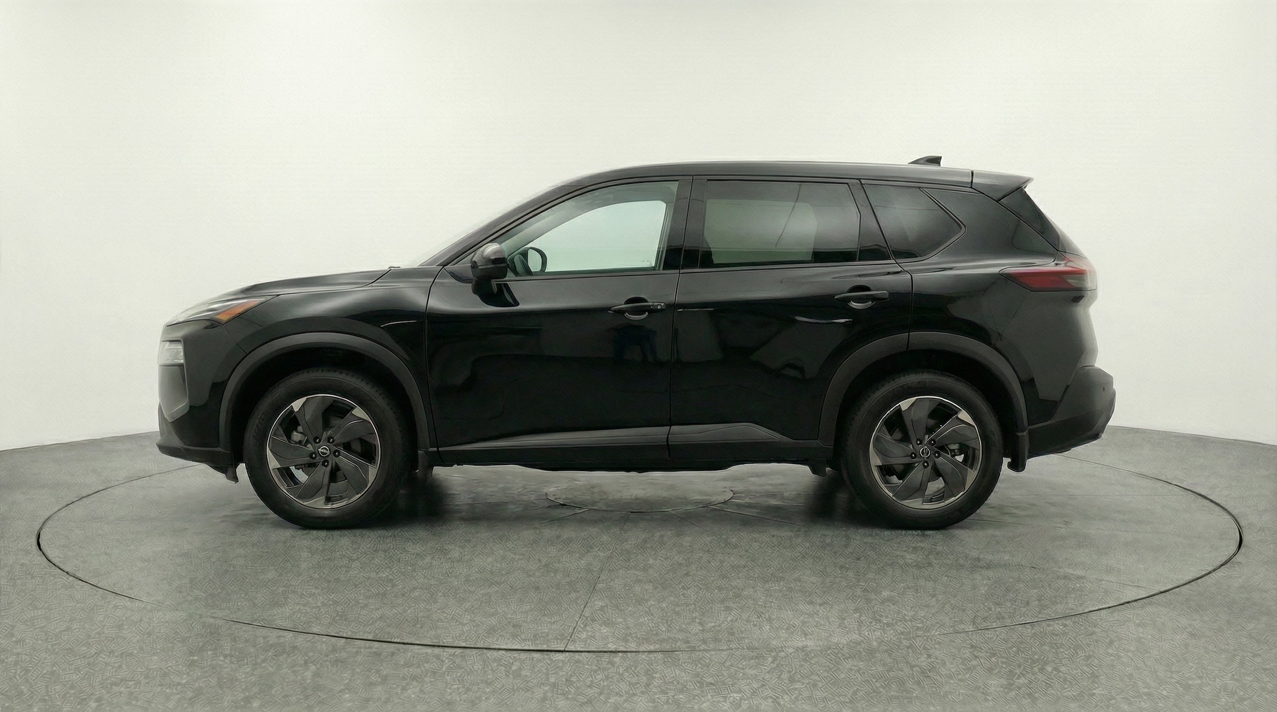 Thumbnail: 2025 Nissan Rogue - 4