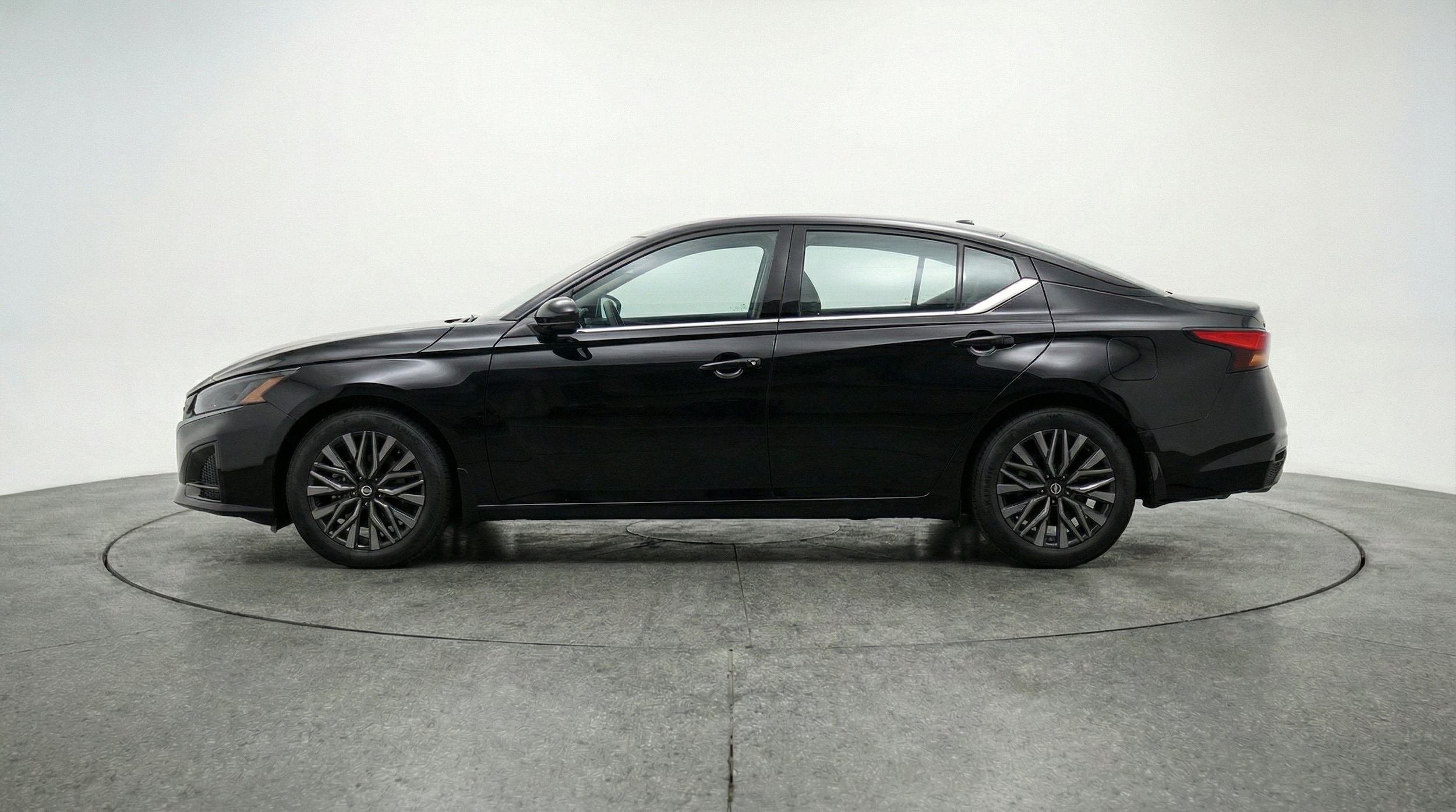 Thumbnail: 2026 Nissan Altima - 5