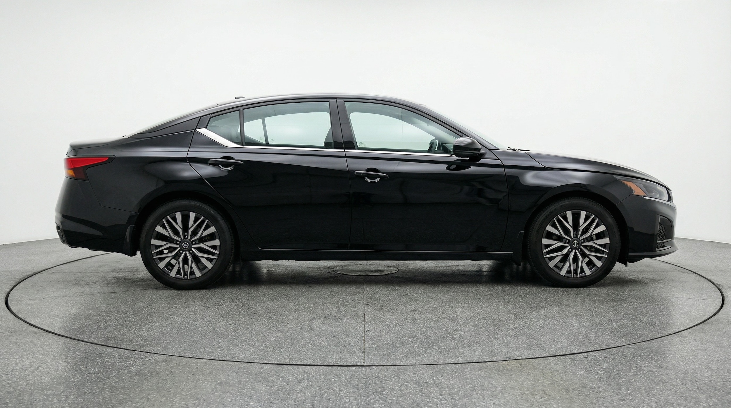 Thumbnail: 2025 Nissan Altima - 8