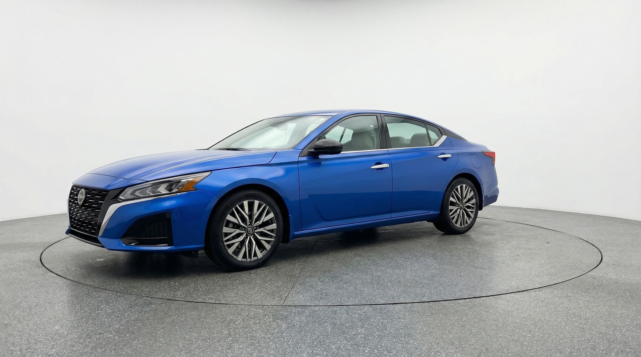 Thumbnail: 2025 Nissan Altima - 3