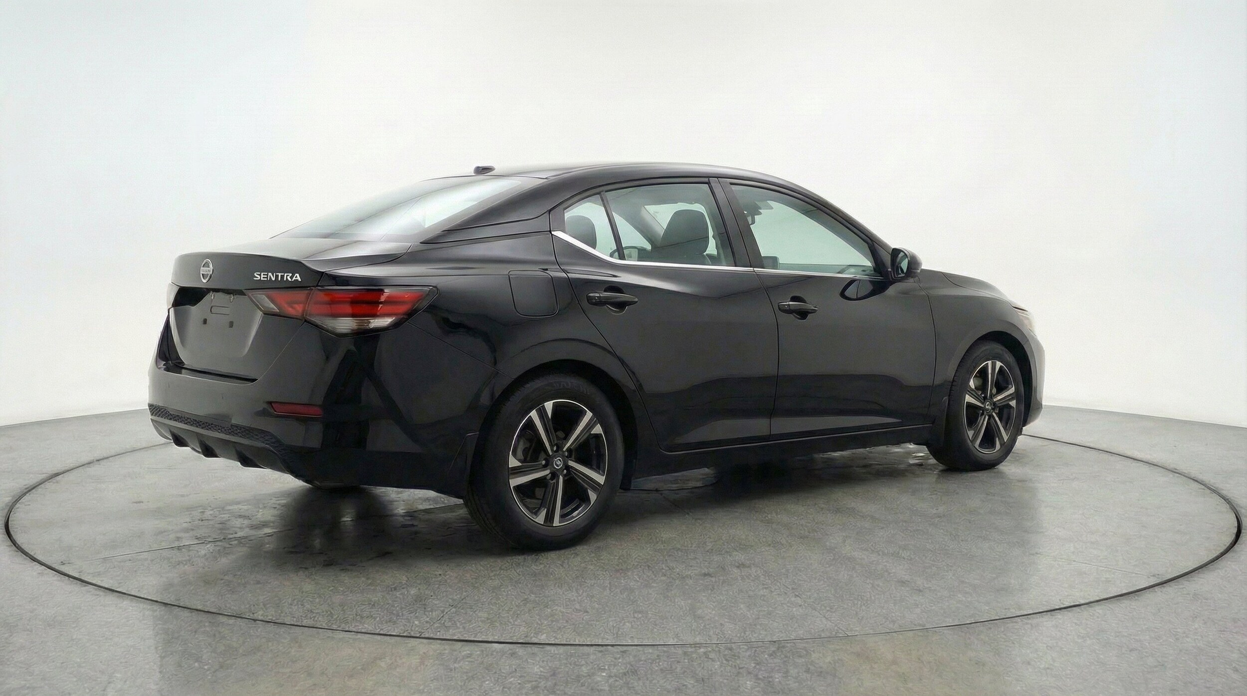 Thumbnail: 2025 Nissan Sentra - 9