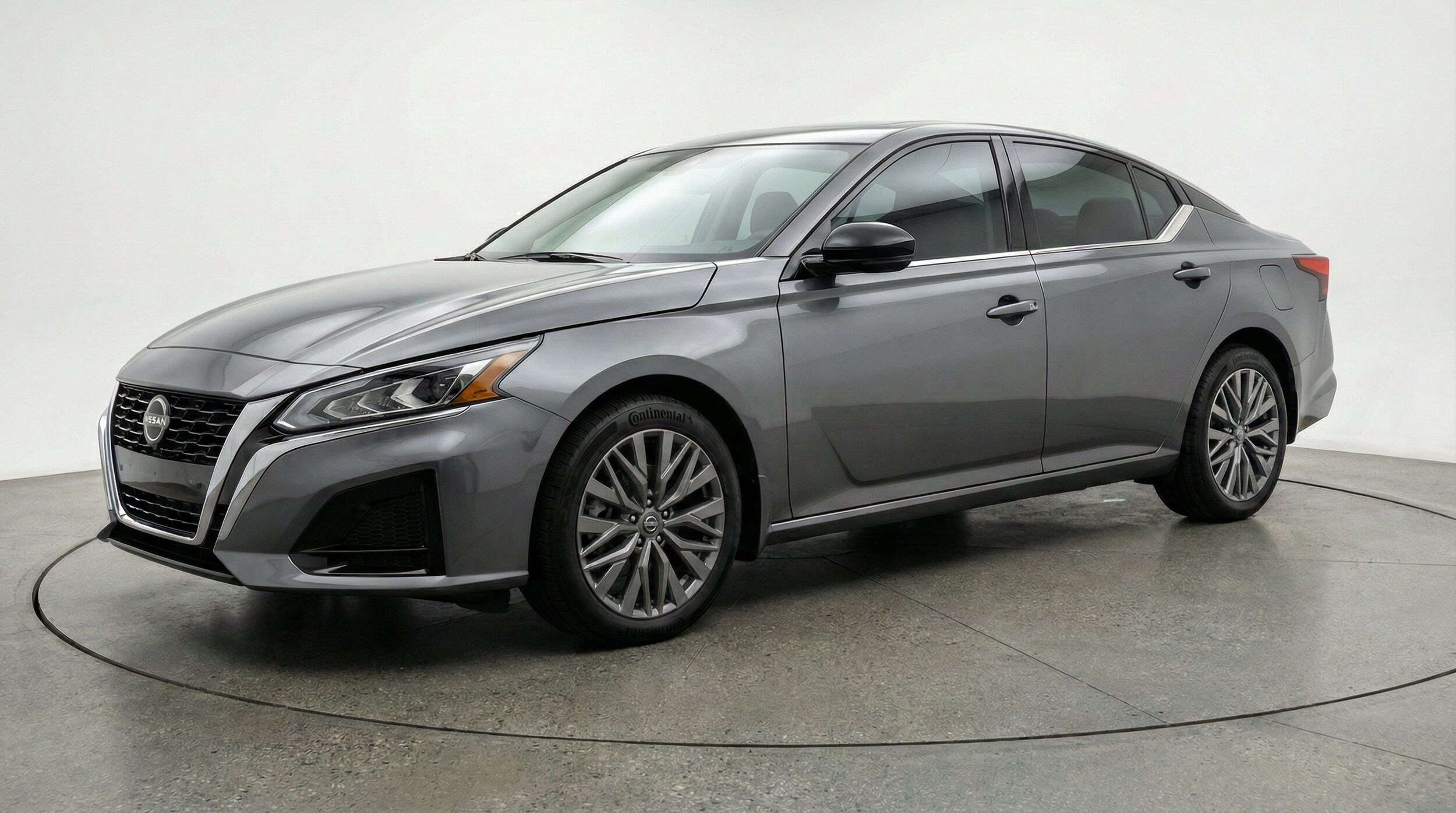 Thumbnail: 2025 Nissan Altima - 3