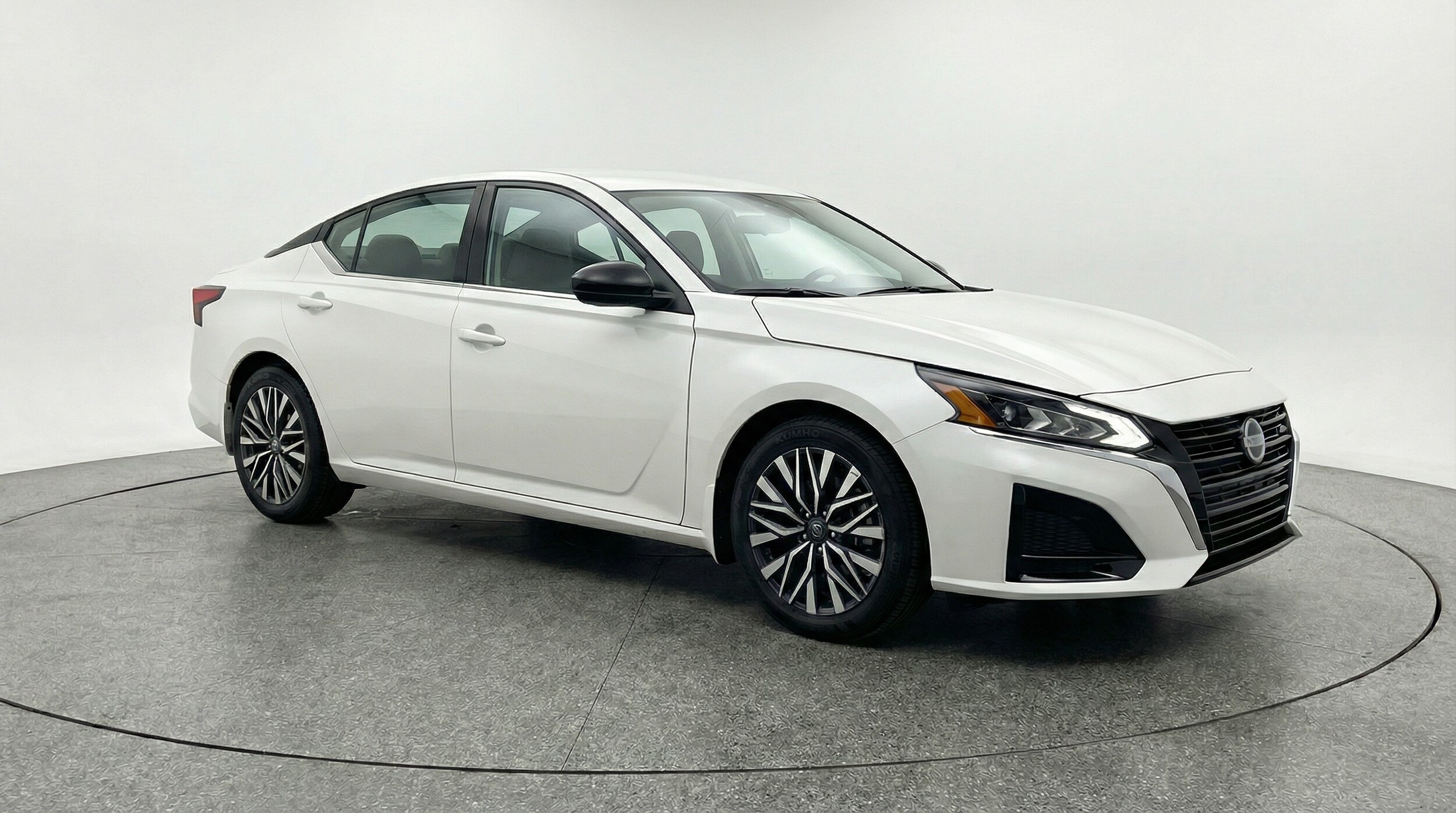 Thumbnail: 2025 Nissan Altima - 1