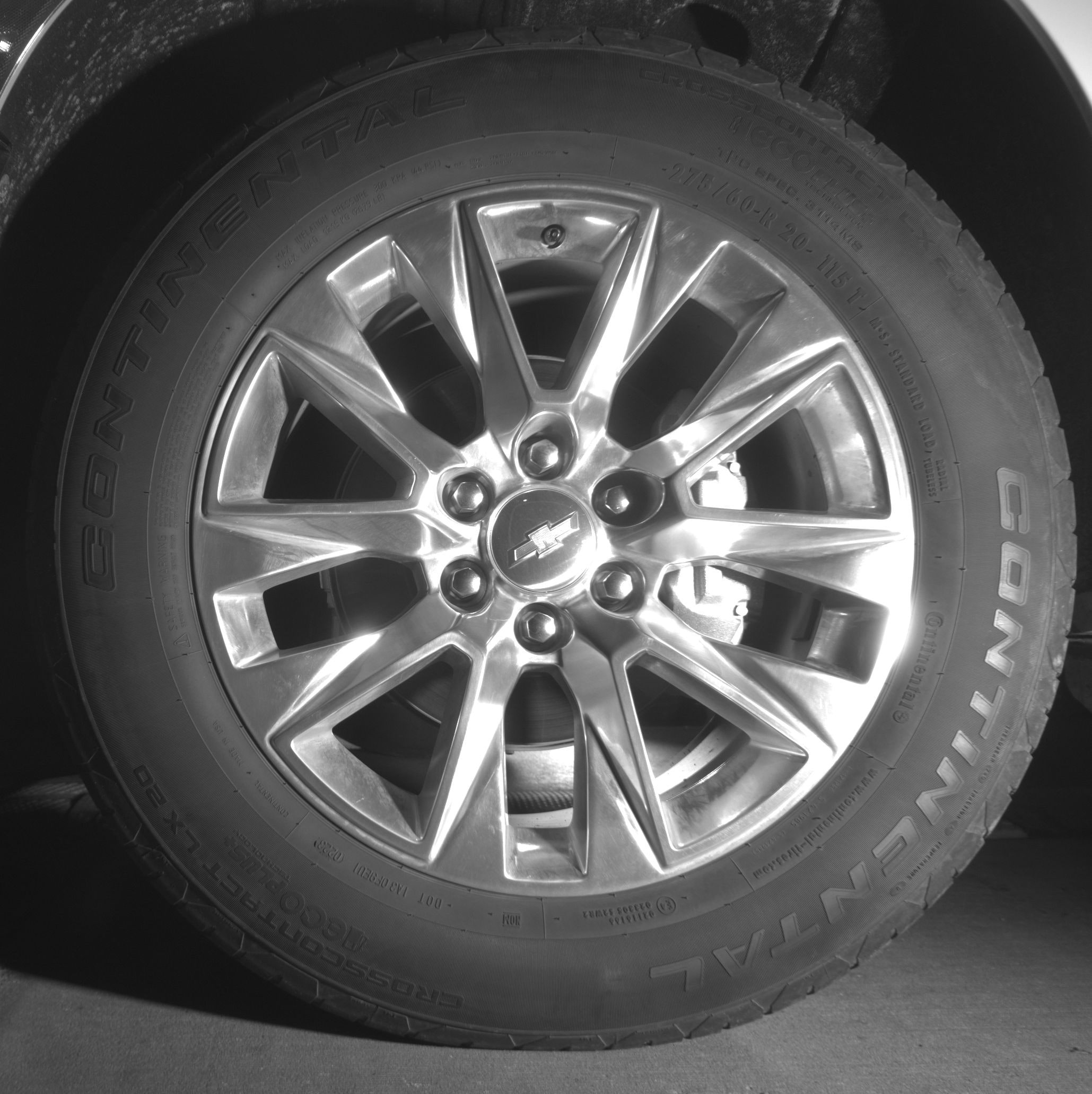 Thumbnail: 2023 Chevrolet Suburban - 9