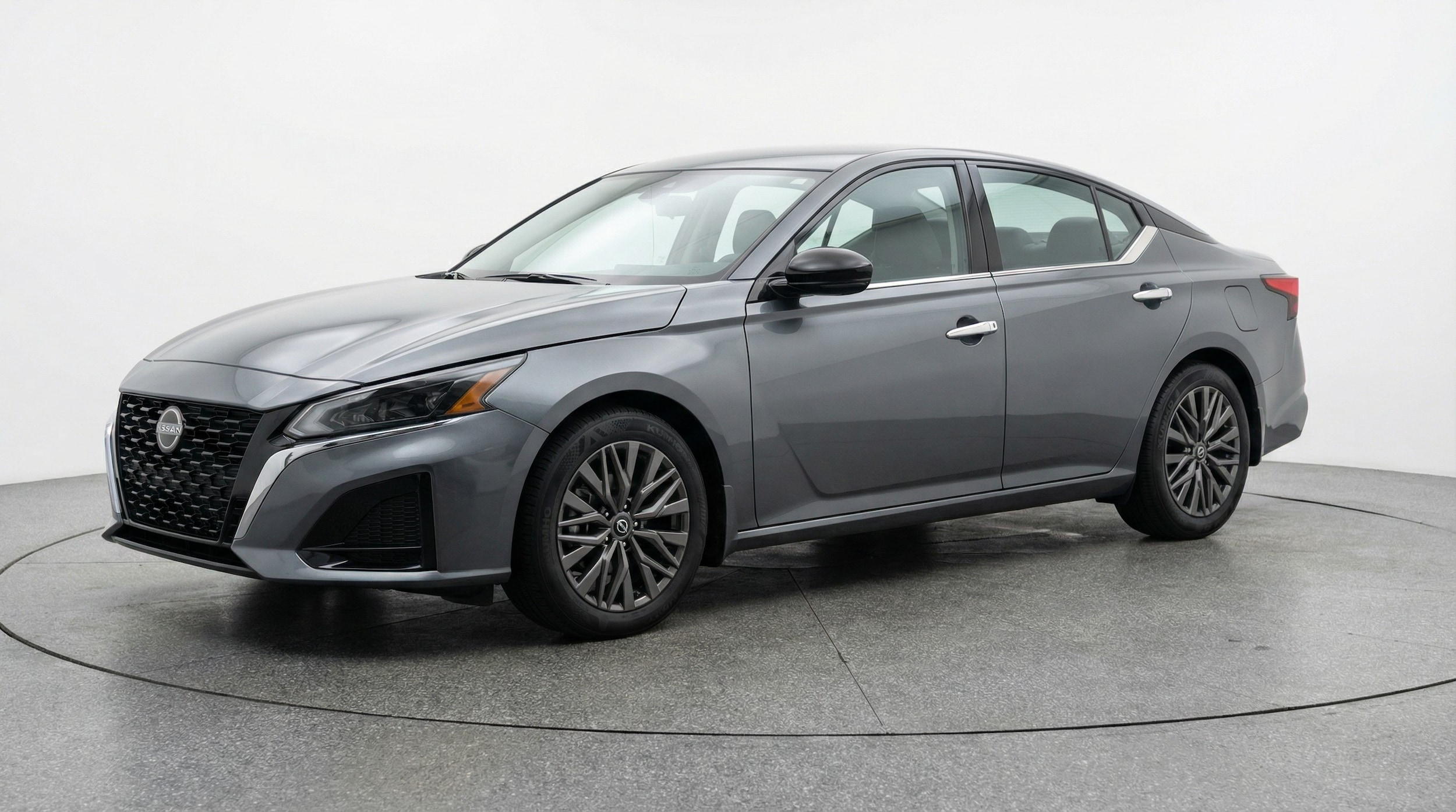 Thumbnail: 2025 Nissan Altima - 3