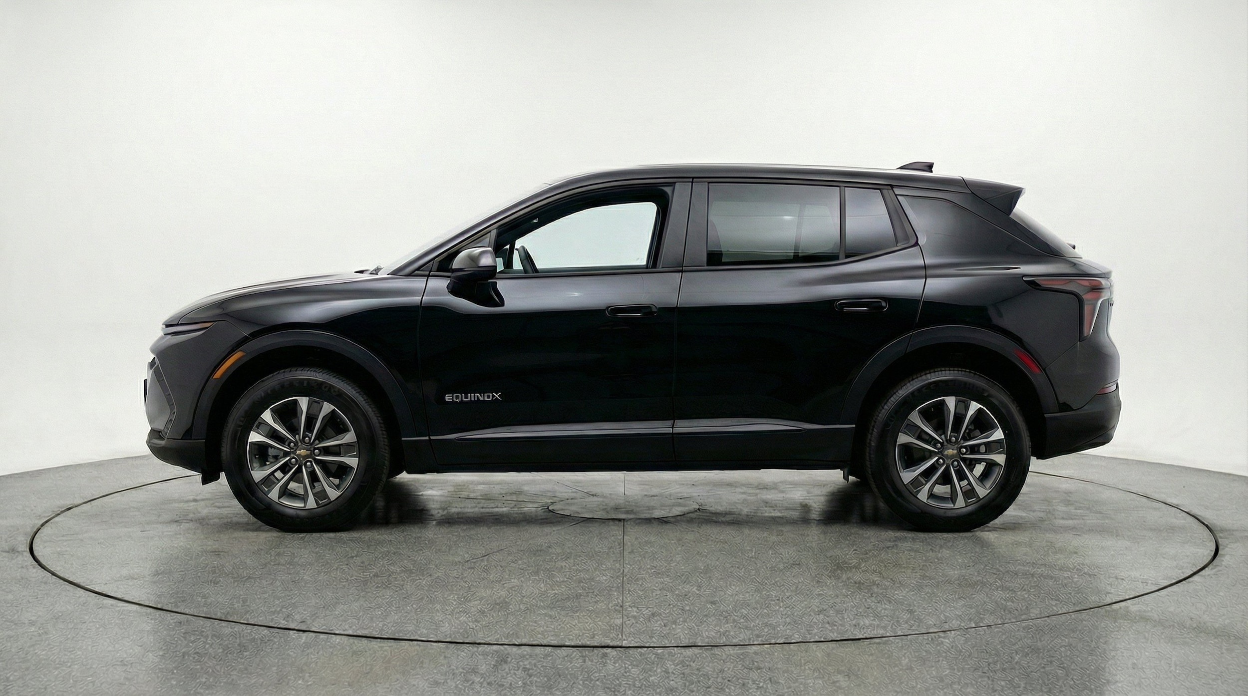 Thumbnail: 2025 Chevrolet Equinox - 5