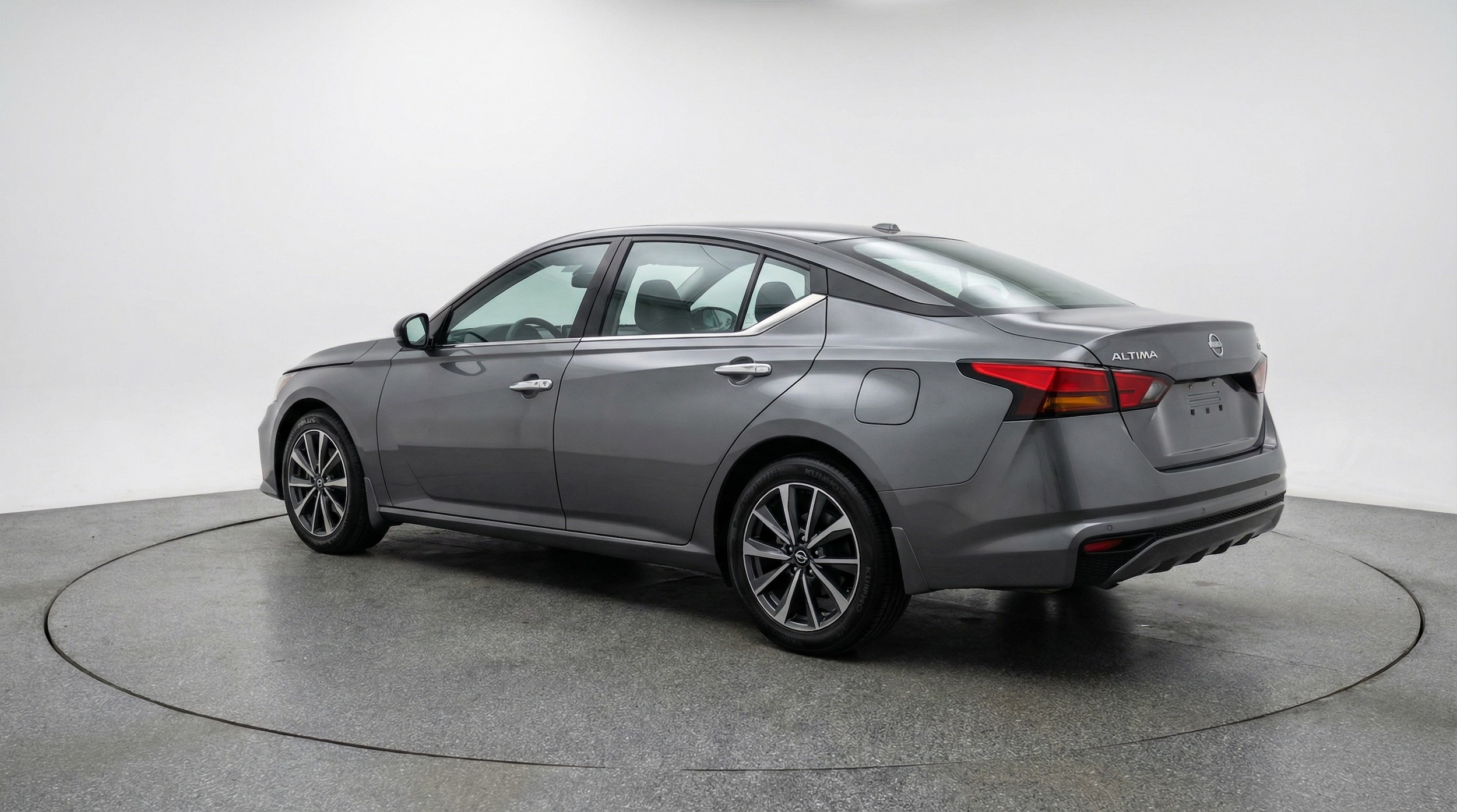 Thumbnail: 2025 Nissan Altima - 5