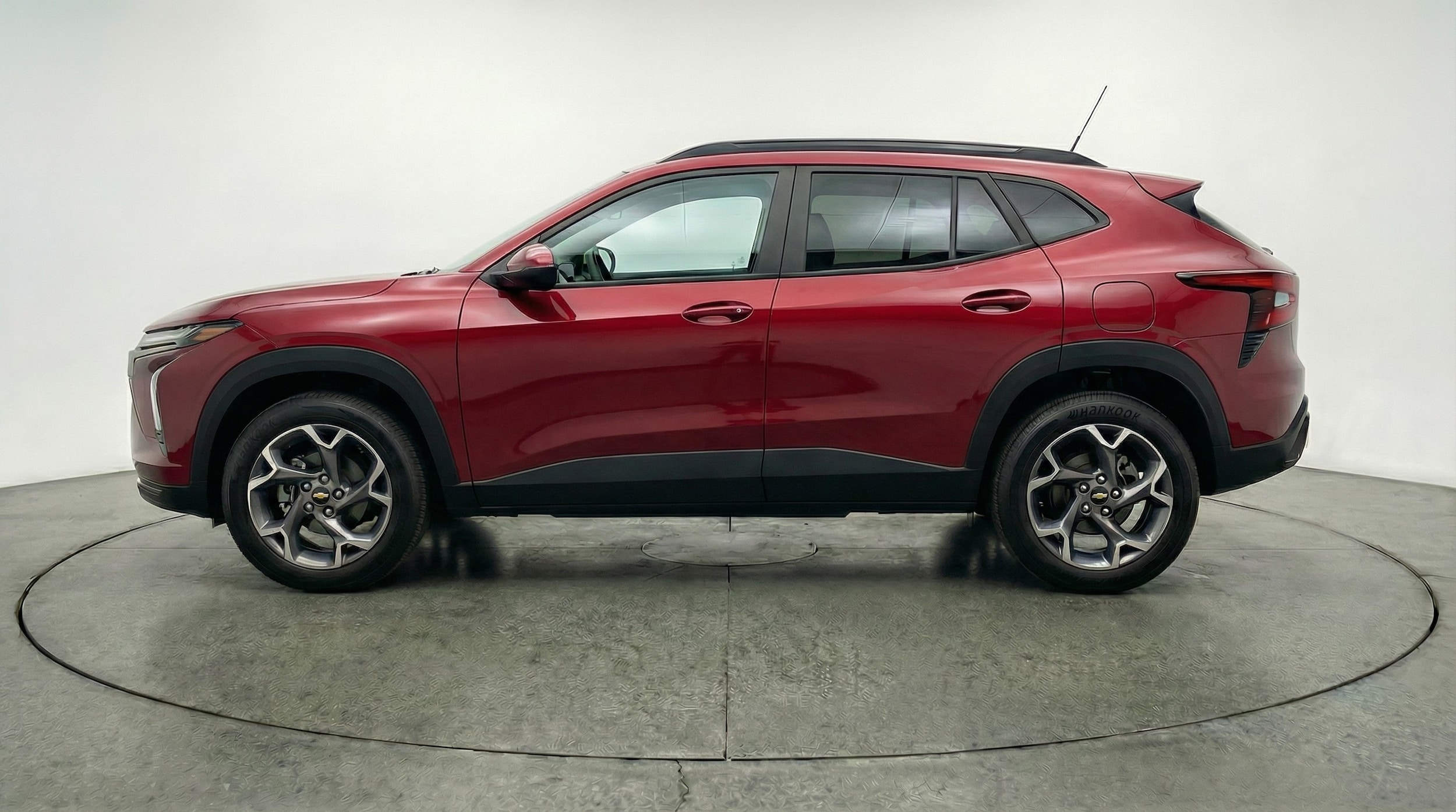 Thumbnail: 2025 Chevrolet Trax - 4