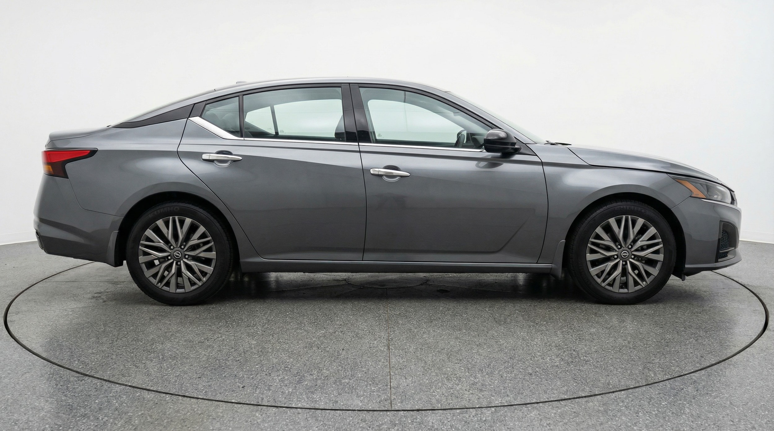 Thumbnail: 2025 Nissan Altima - 8