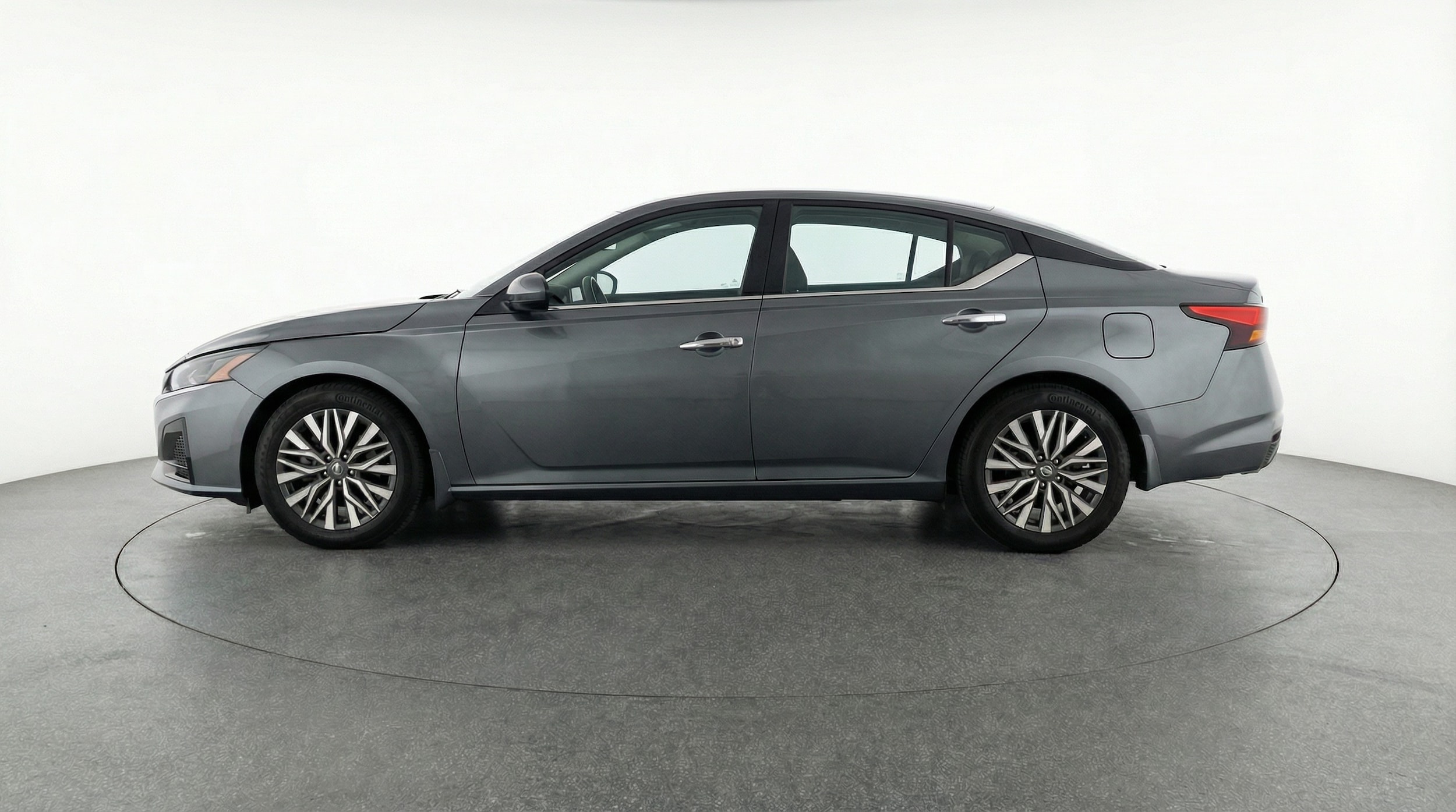 Thumbnail: 2025 Nissan Altima - 4