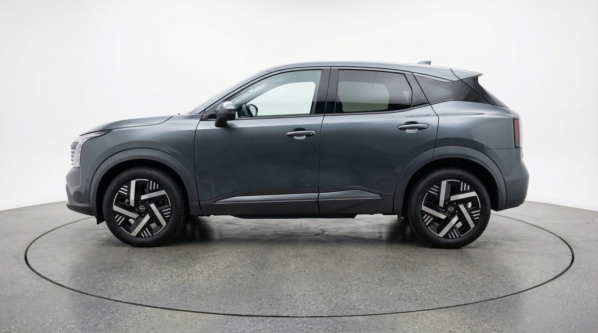Thumbnail: 2026 Nissan Kicks - 5