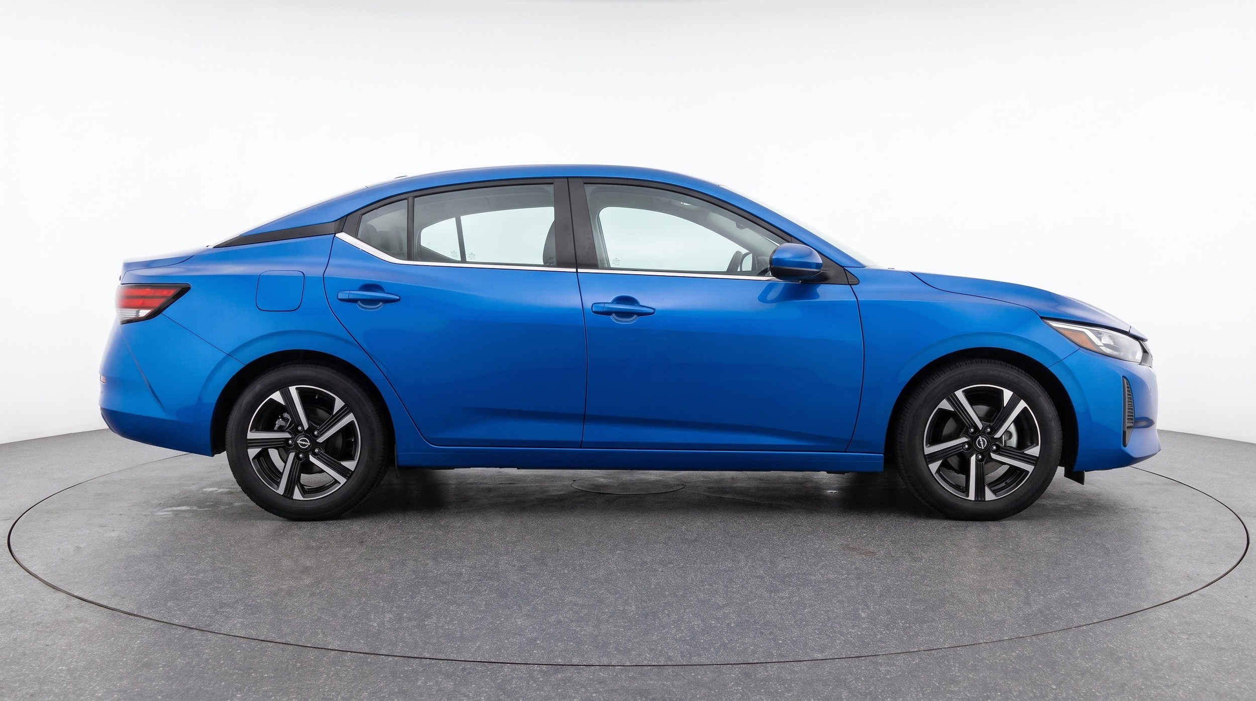 Thumbnail: 2025 Nissan Sentra - 11