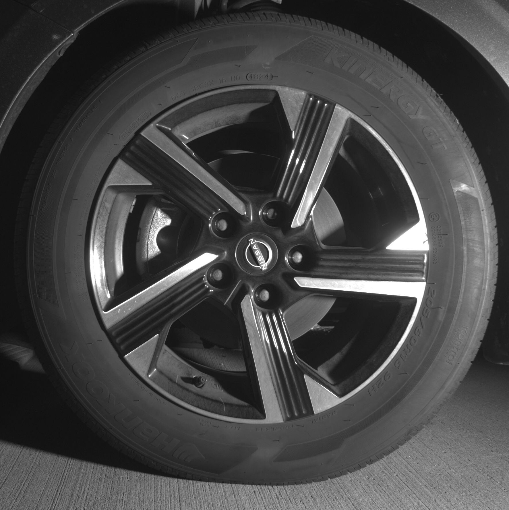 Thumbnail: 2025 Nissan Sentra - 9