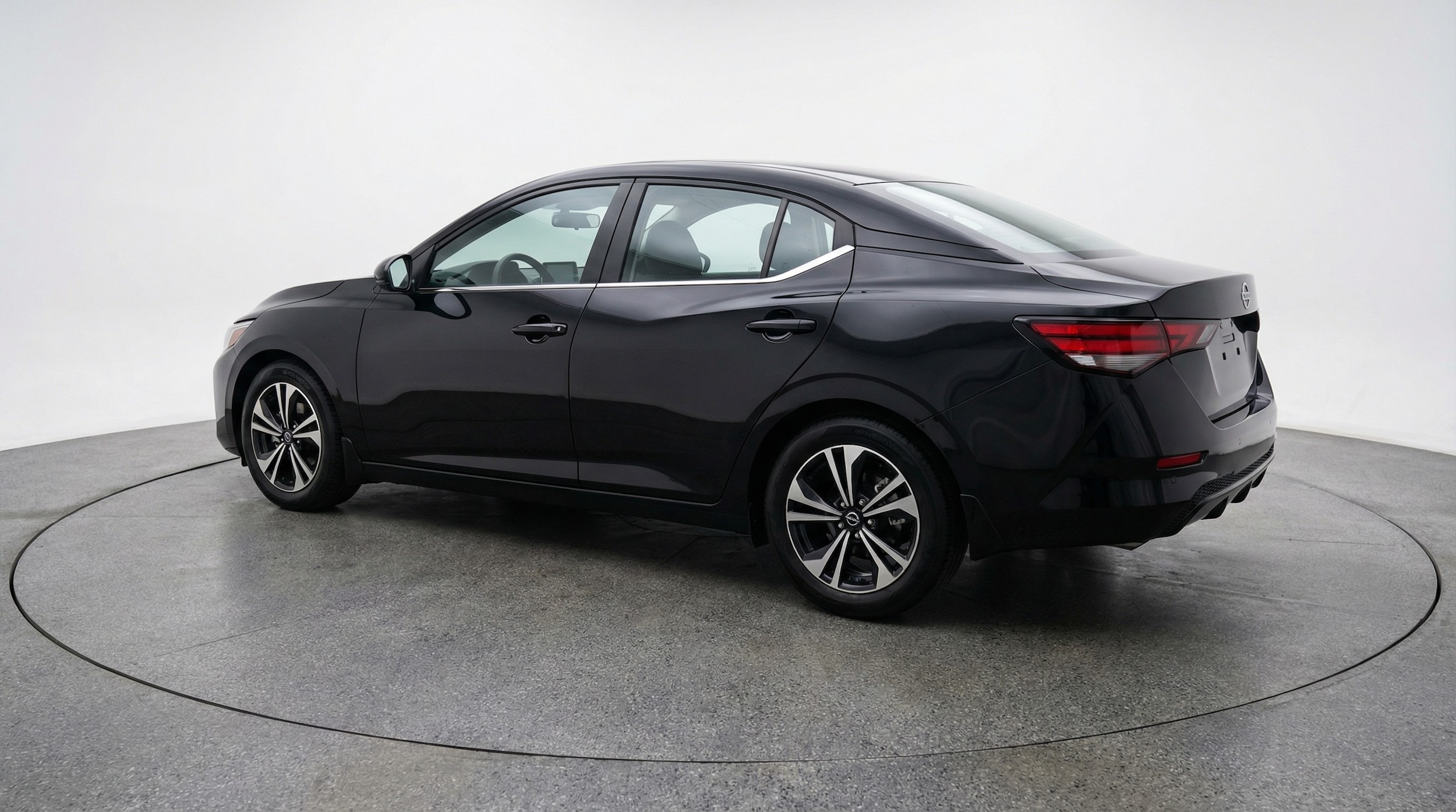 Thumbnail: 2025 Nissan Sentra - 5