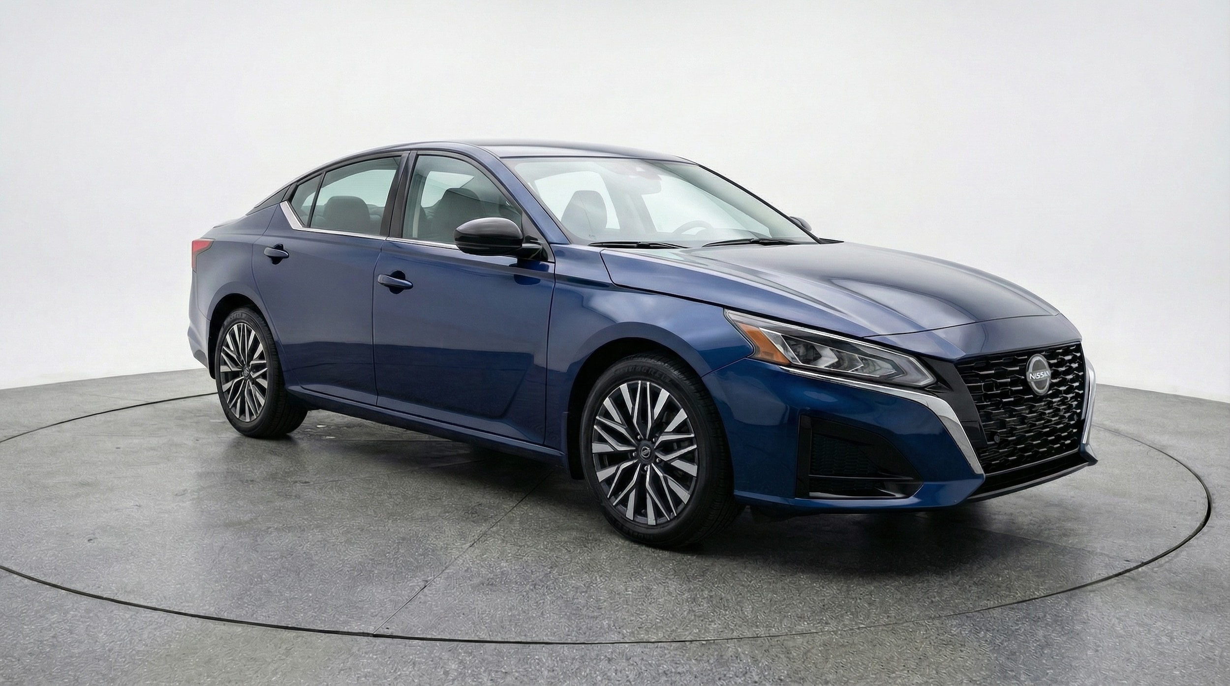 Thumbnail: 2025 Nissan Altima - 1