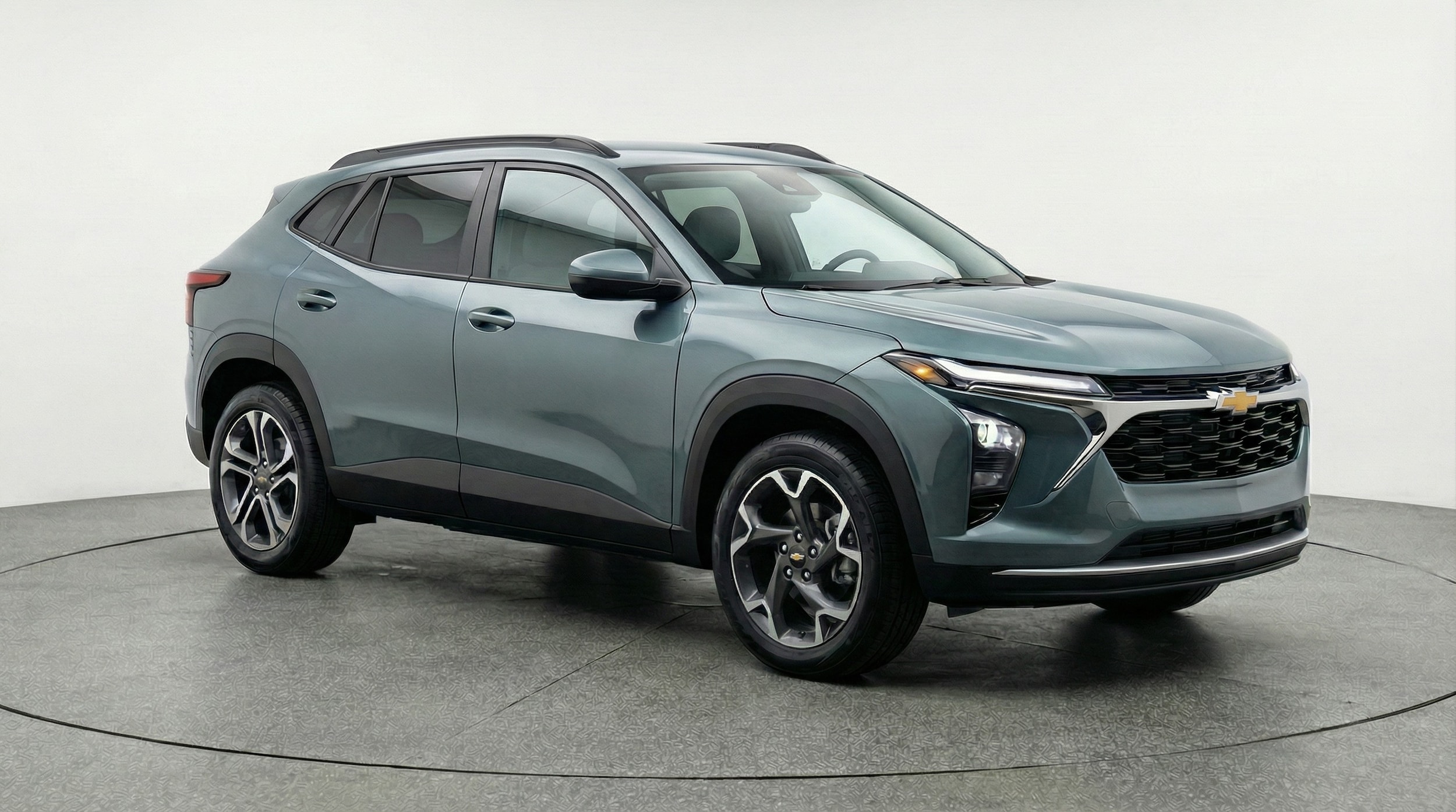 Thumbnail: 2025 Chevrolet Trax - 1