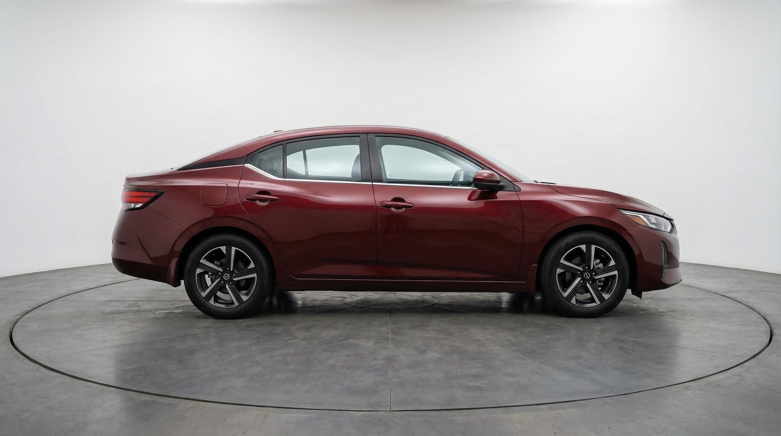 Thumbnail: 2025 Nissan Sentra - 8