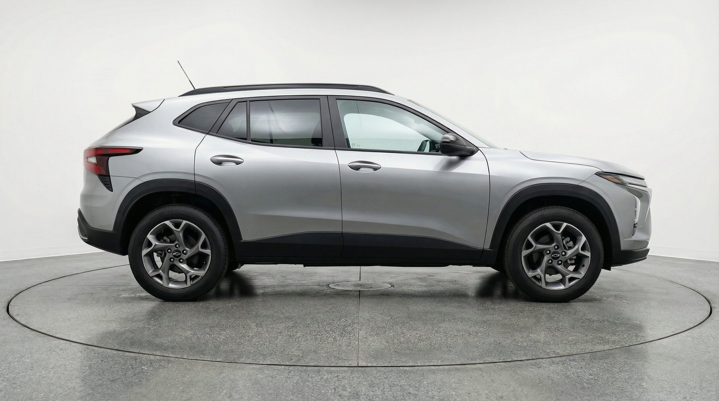 Thumbnail: 2025 Chevrolet Trax - 11