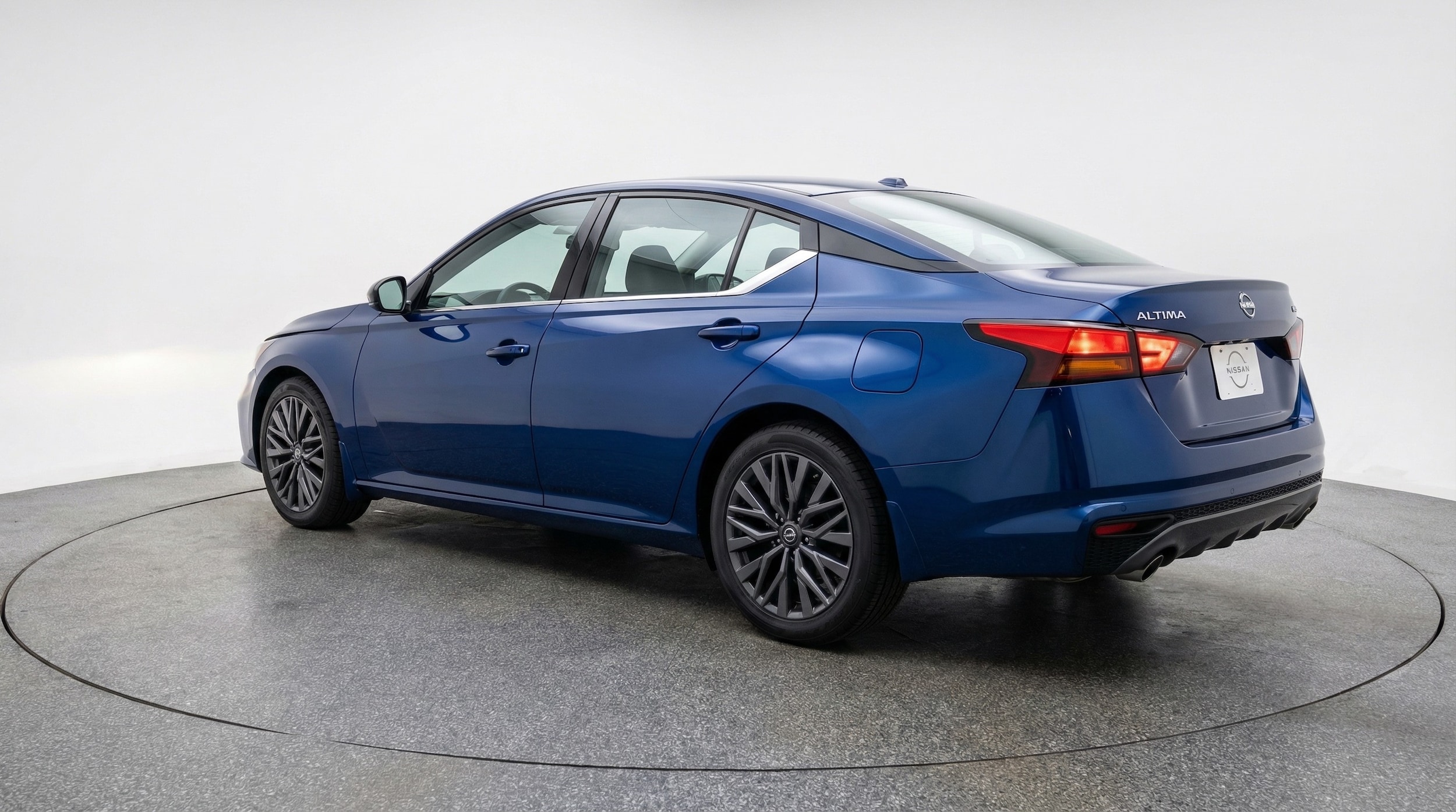 Thumbnail: 2025 Nissan Altima - 5