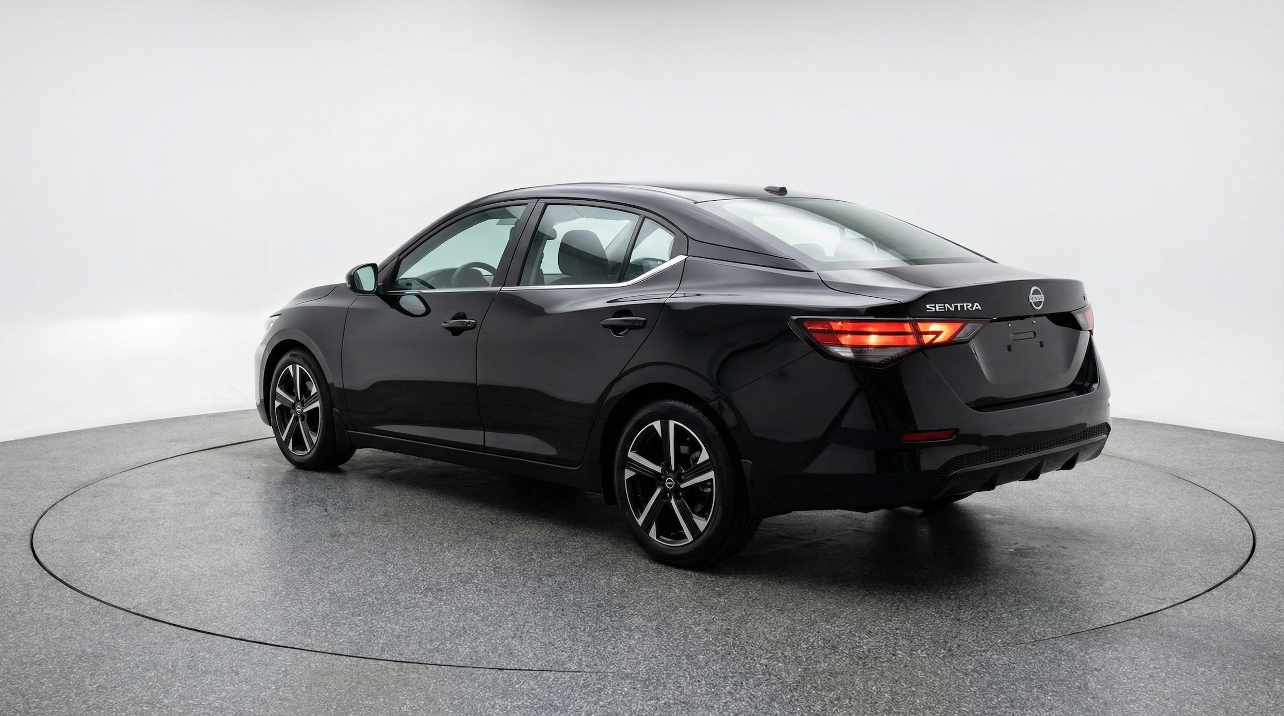 Thumbnail: 2025 Nissan Sentra - 5