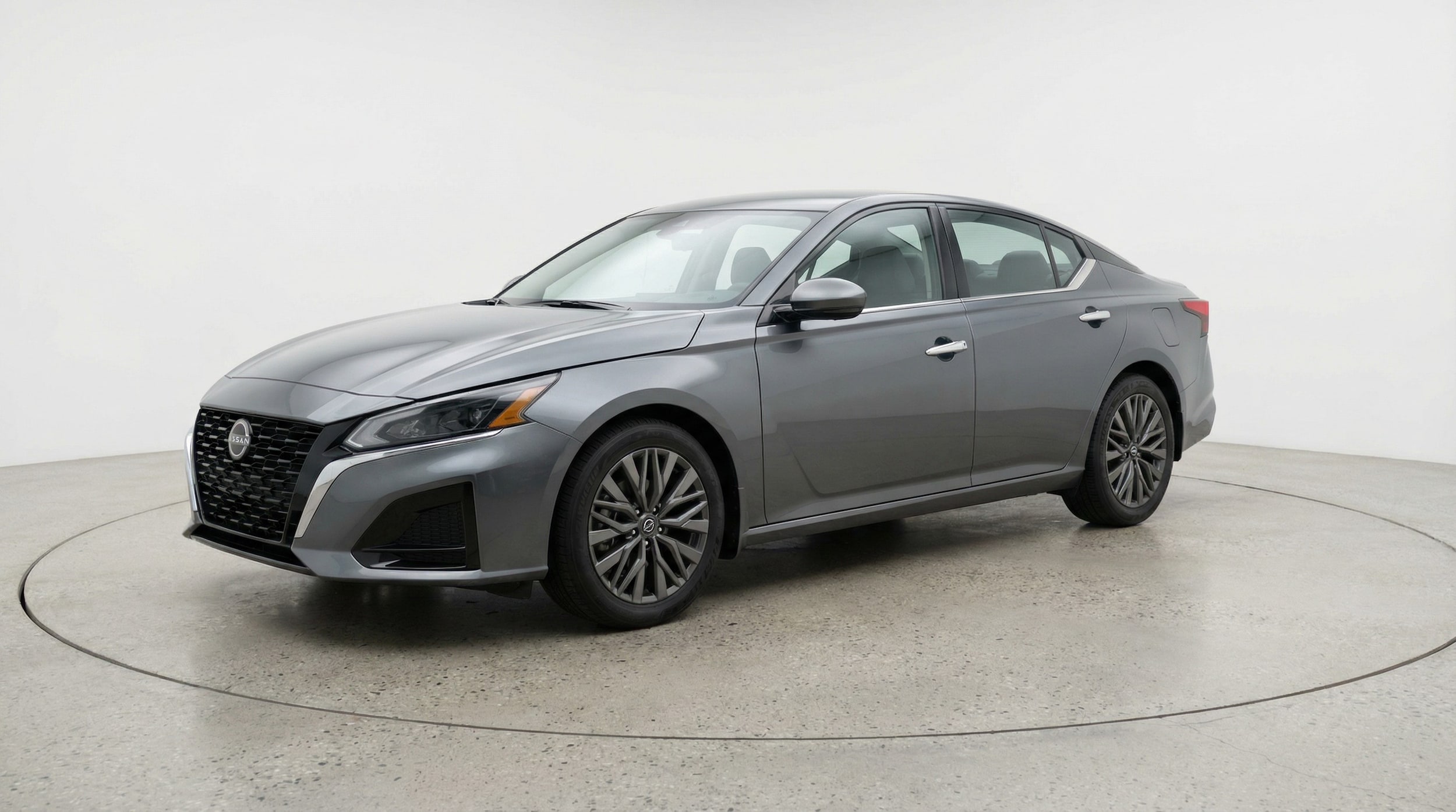 Thumbnail: 2025 Nissan Altima - 3