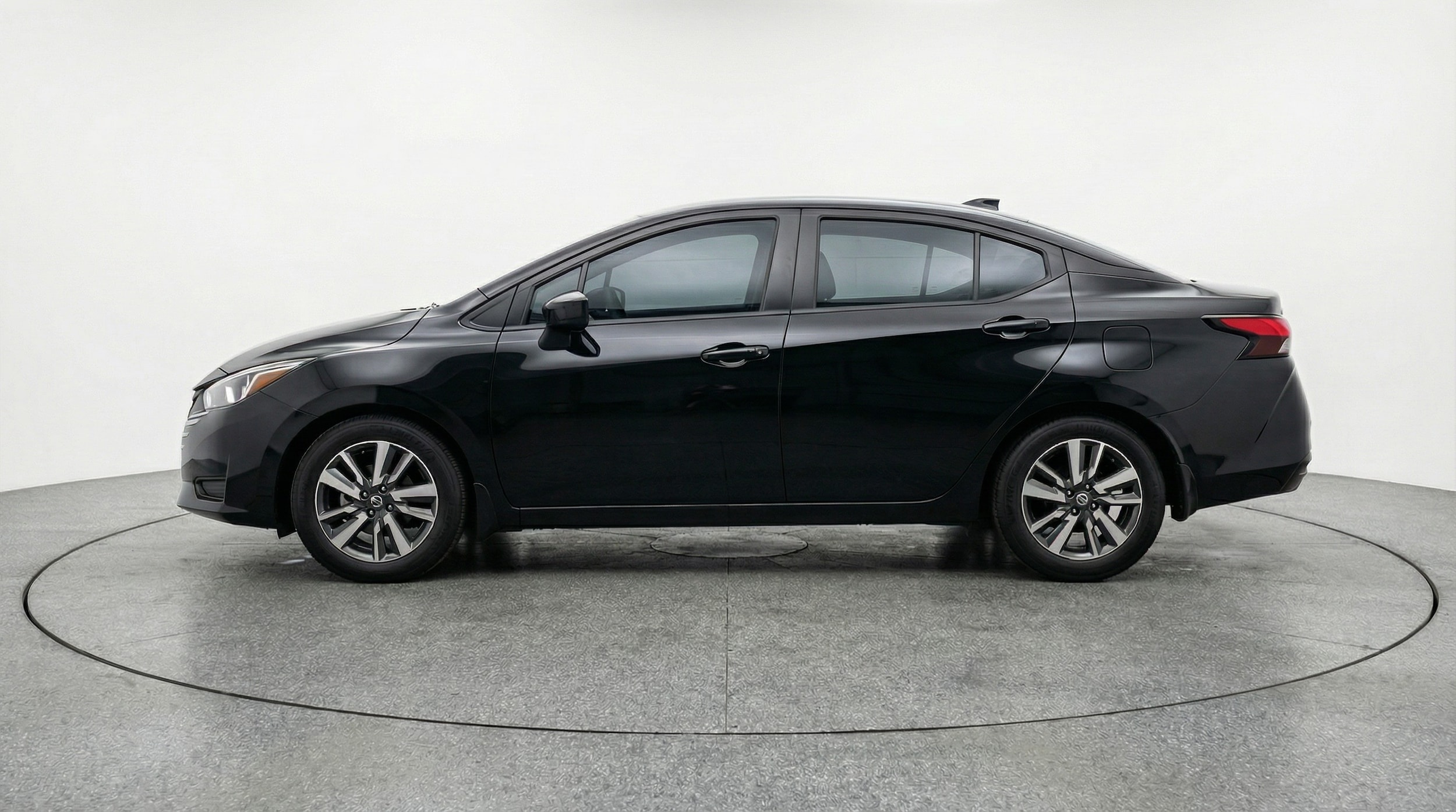 Thumbnail: 2025 Nissan Versa - 4