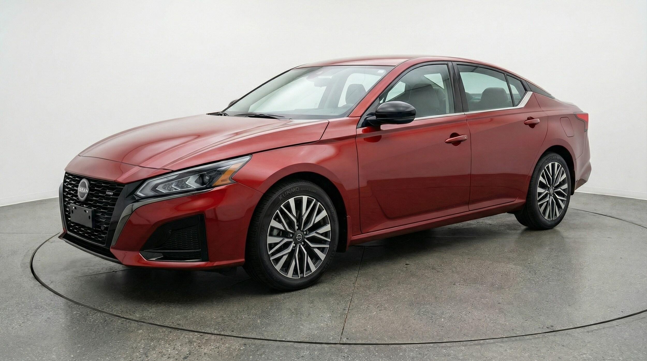 Thumbnail: 2025 Nissan Altima - 3