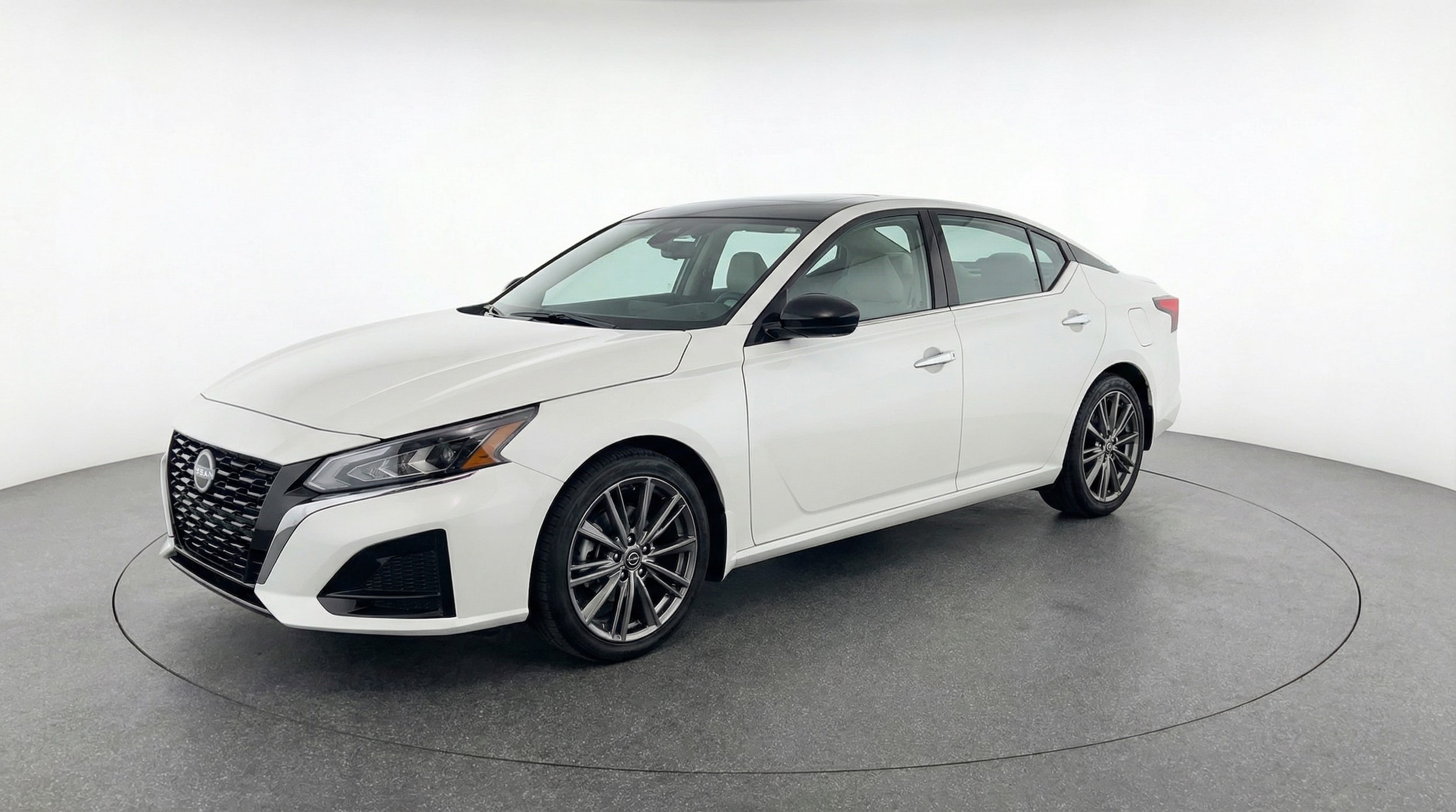 Thumbnail: 2025 Nissan Altima - 3