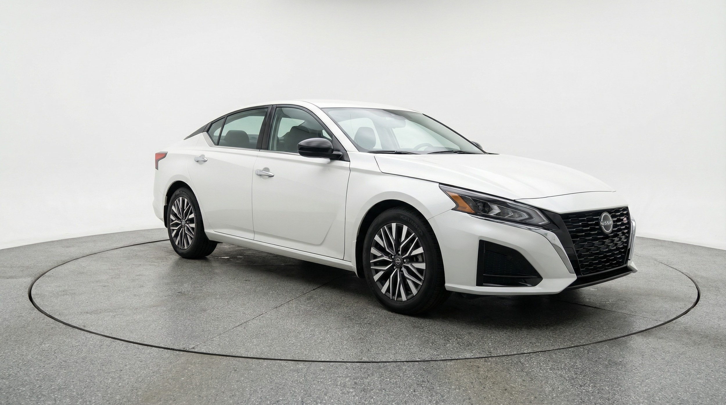 Thumbnail: 2025 Nissan Altima - 1