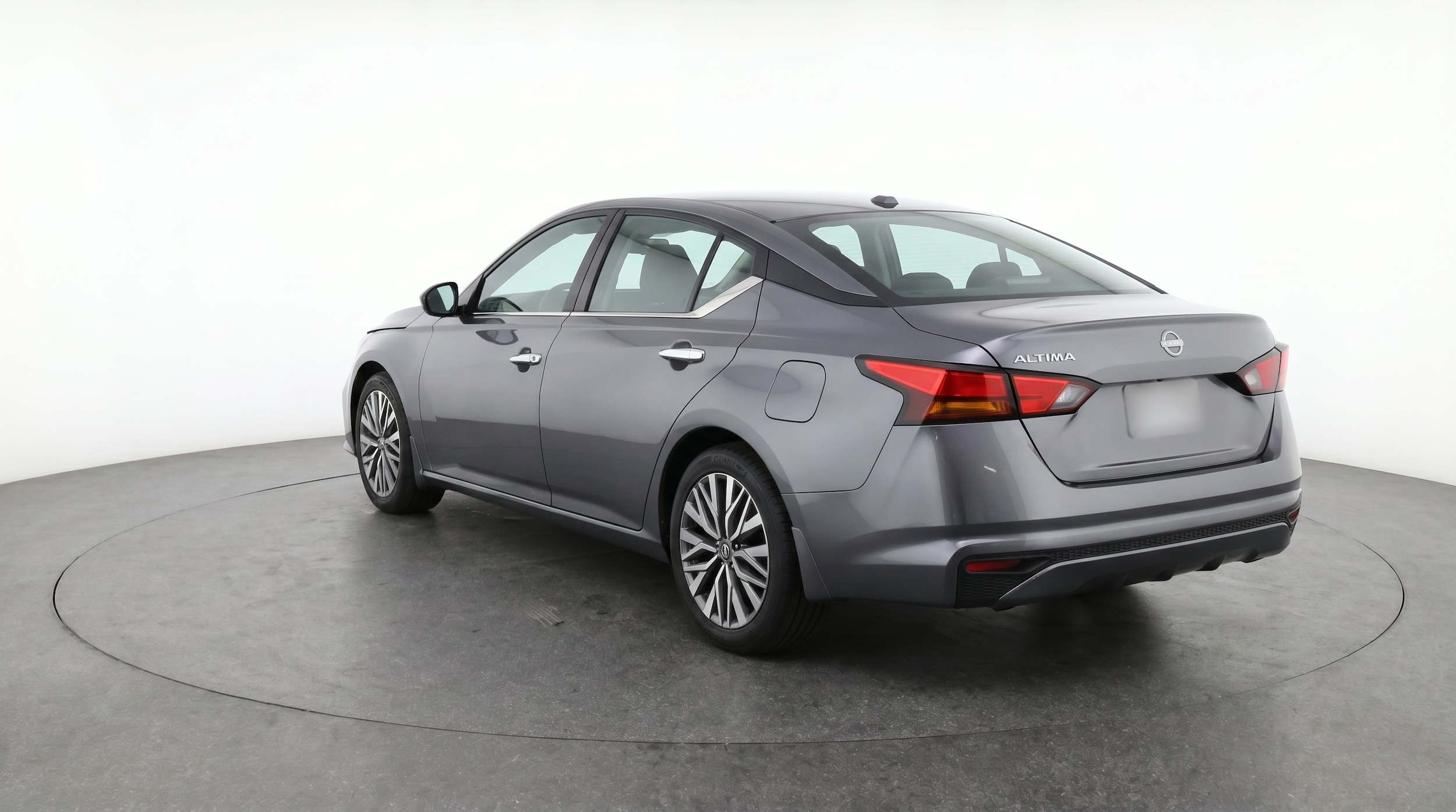 Thumbnail: 2025 Nissan Altima - 5