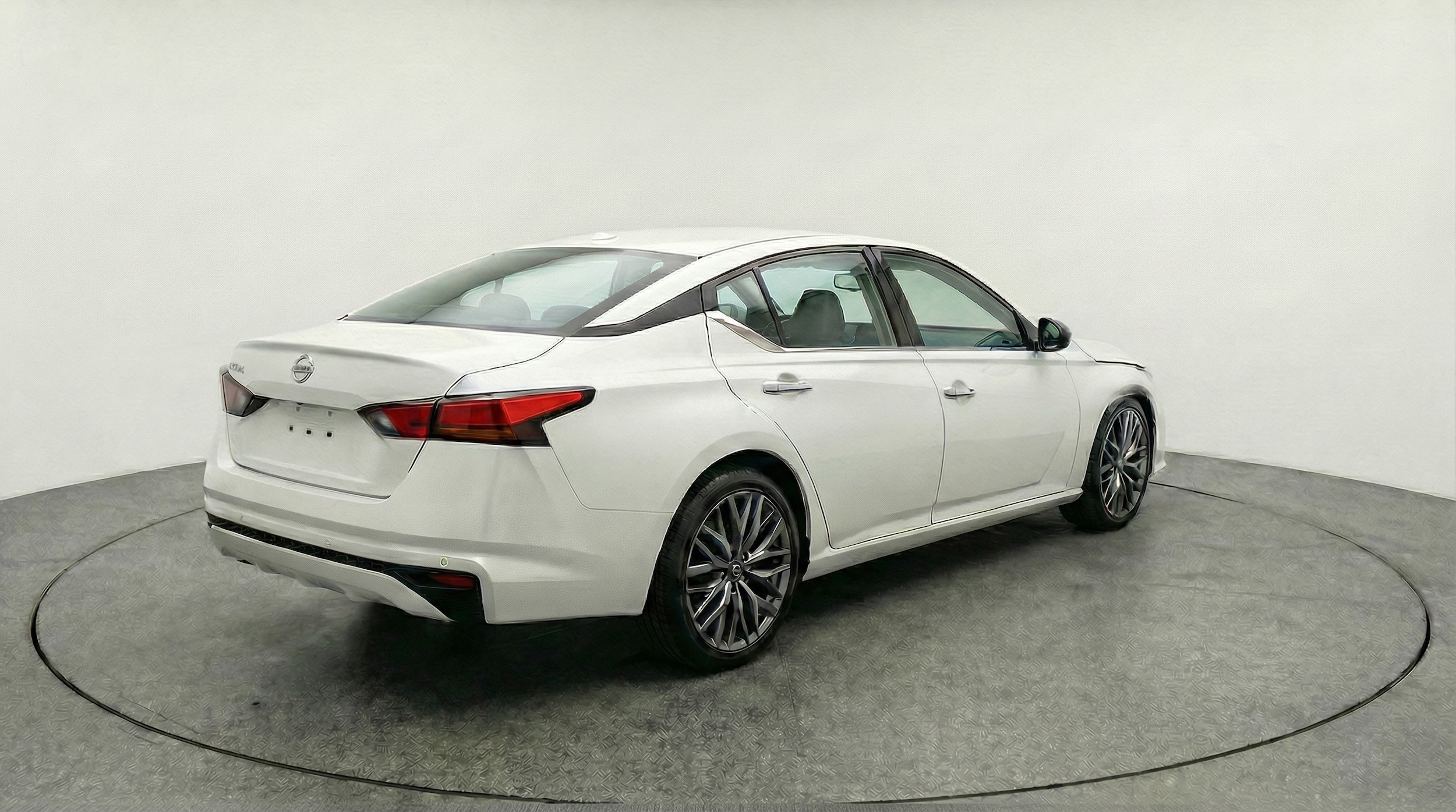 Thumbnail: 2025 Nissan Altima - 7