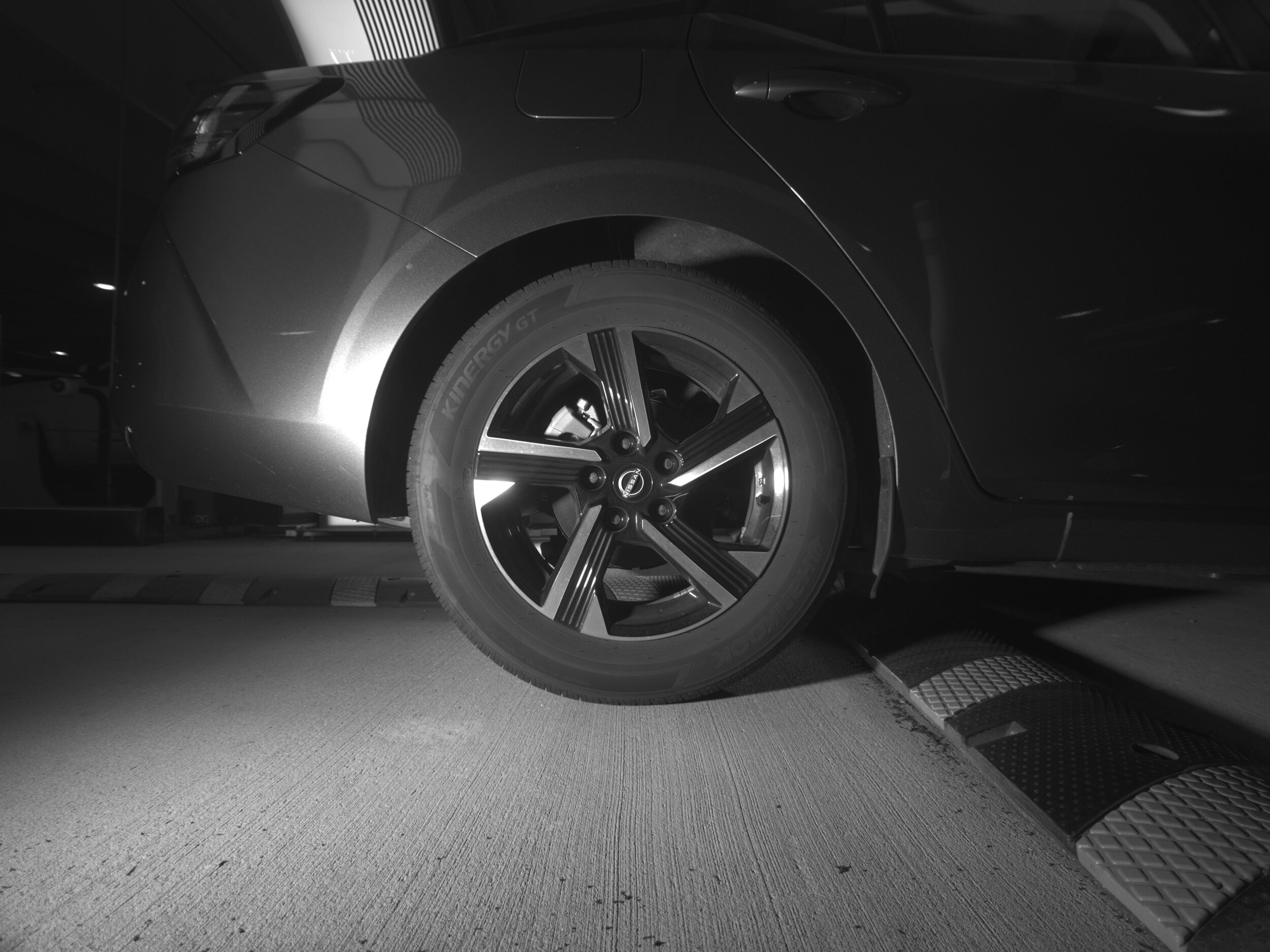 Thumbnail: 2025 Nissan Sentra - 12