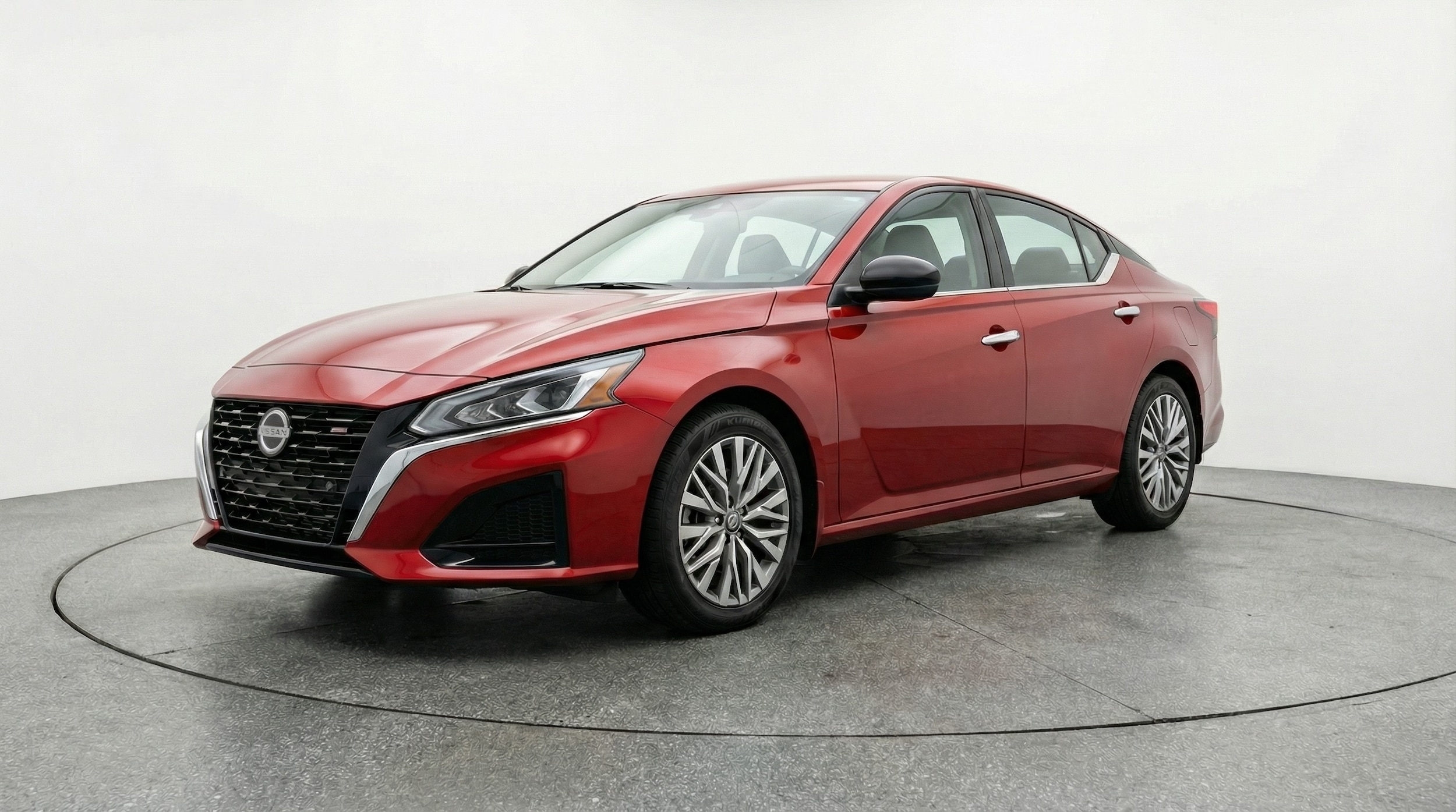 Thumbnail: 2025 Nissan Altima - 3