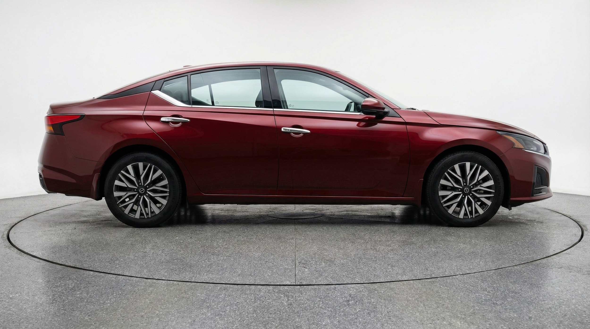 Thumbnail: 2025 Nissan Altima - 8