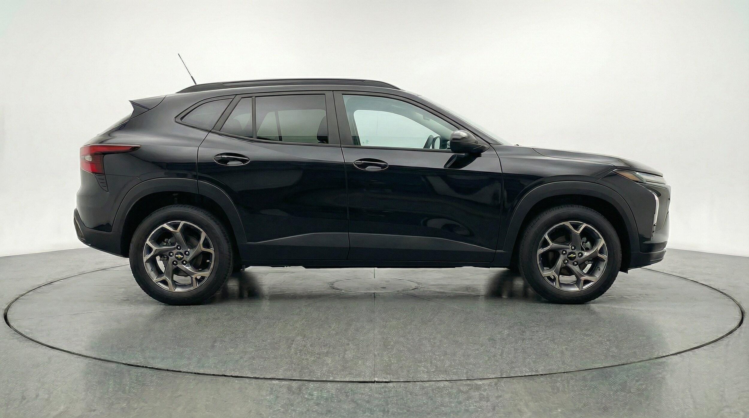Thumbnail: 2025 Chevrolet Trax - 11