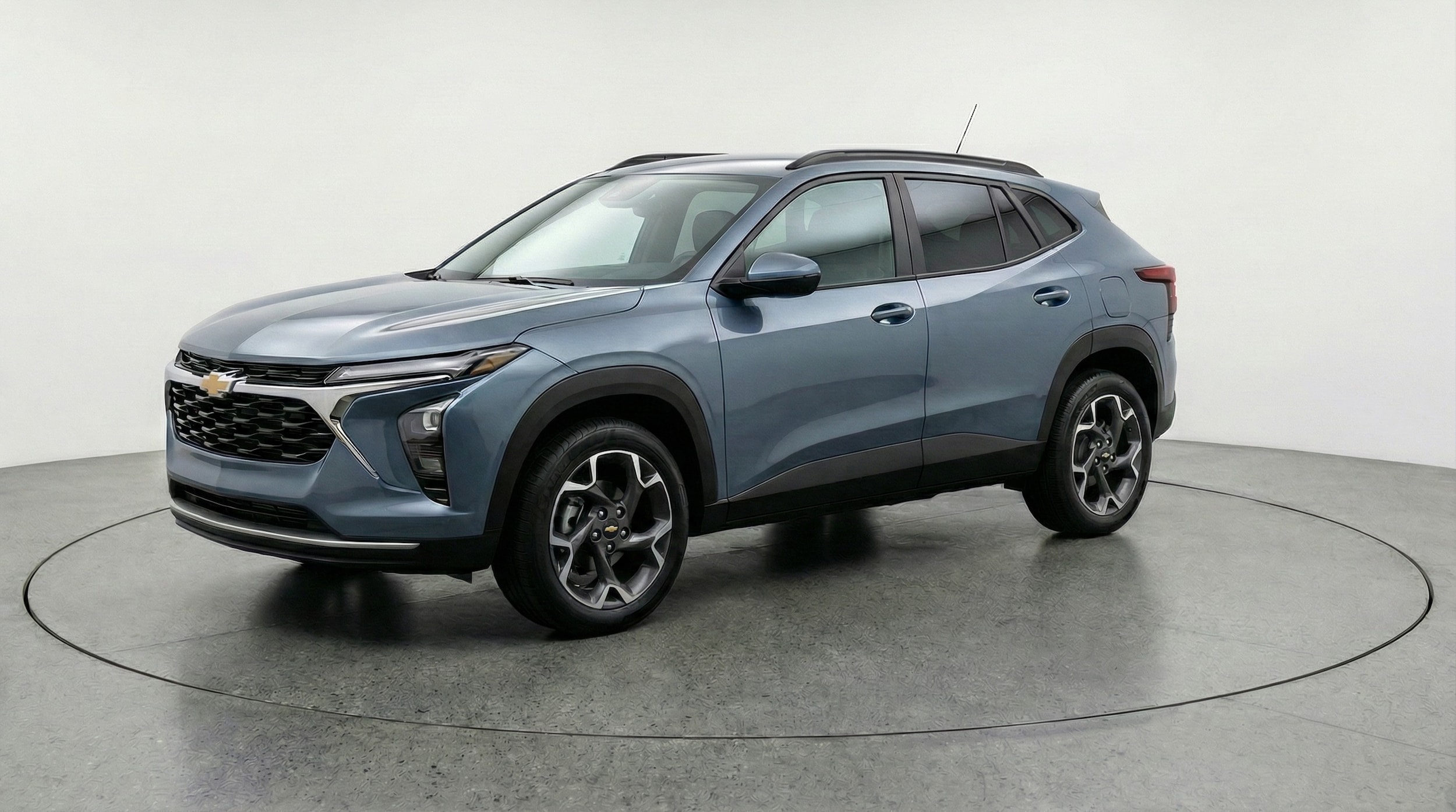 Thumbnail: 2025 Chevrolet Trax - 3