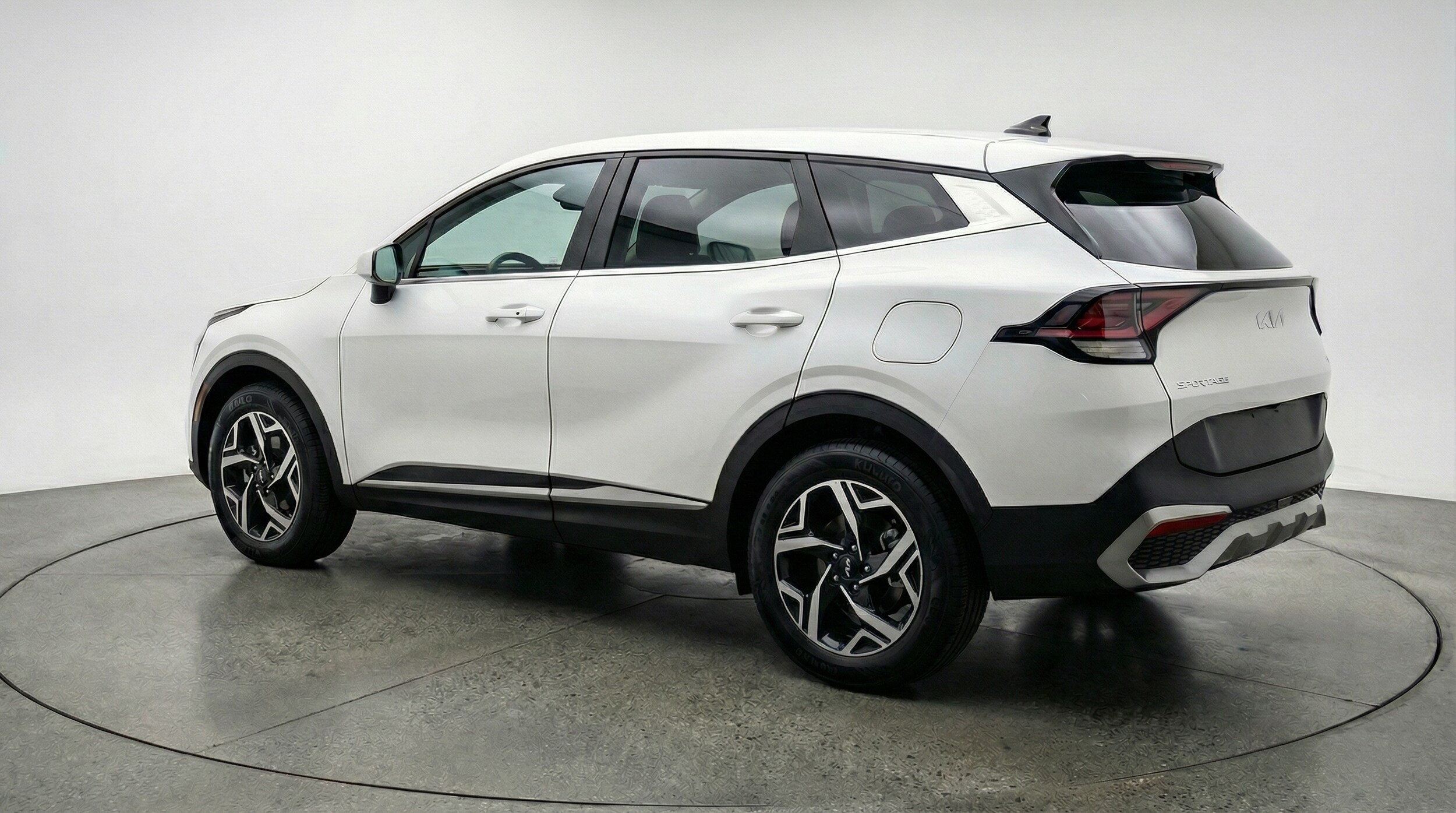 Thumbnail: 2025 Kia Sportage - 5