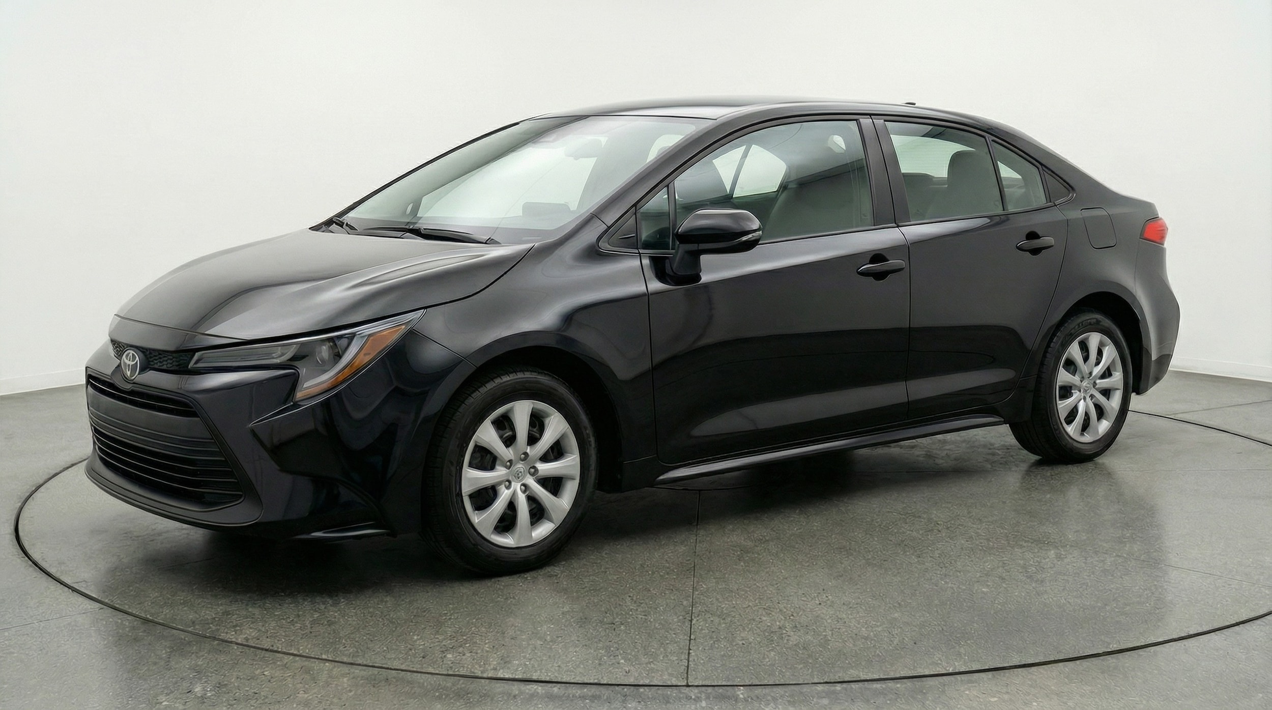 Thumbnail: 2025 Toyota Corolla - 3